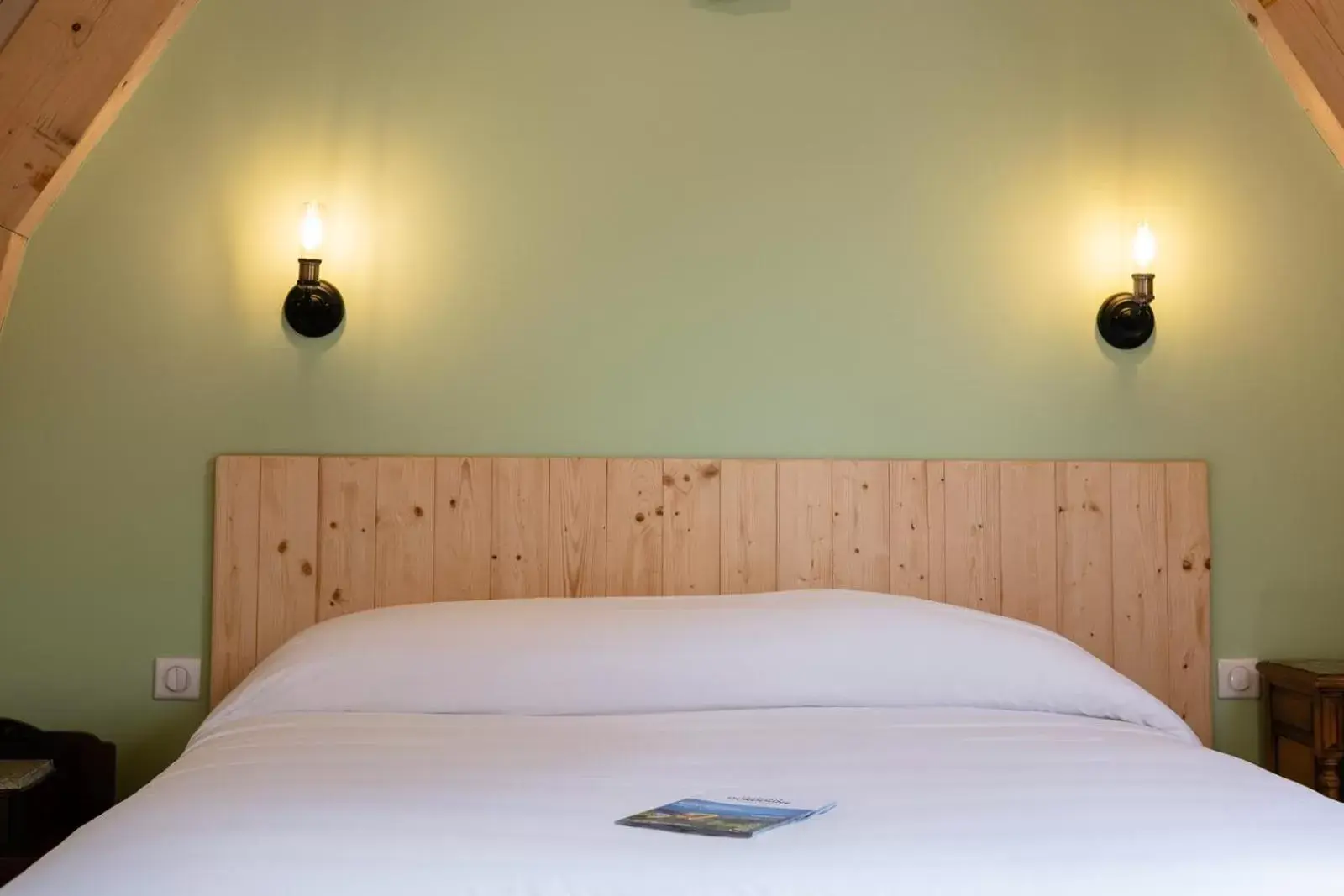 Bed in LE PETIT MOULIN