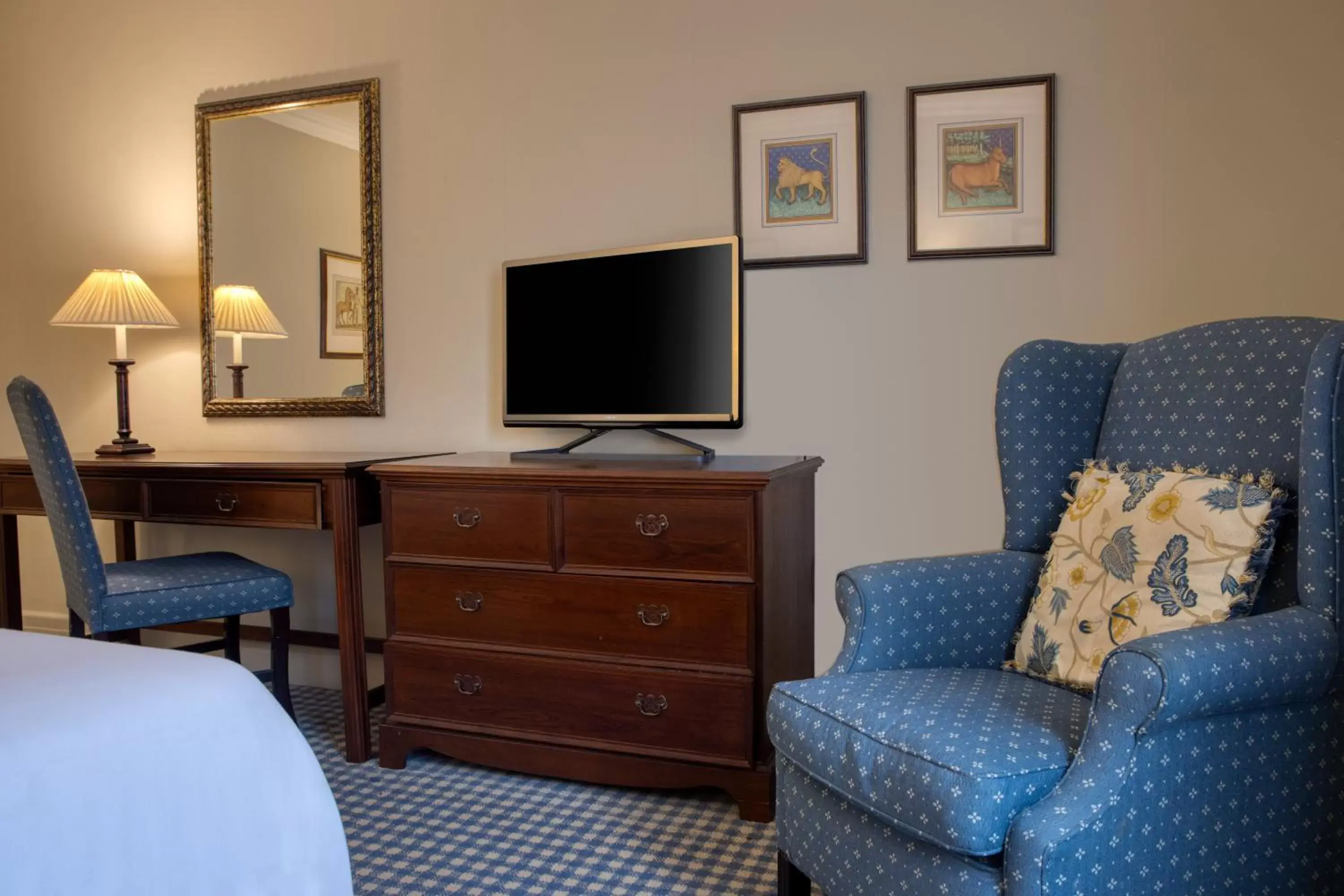 Property building, Bed in Winchester Wessex Hotel by Sunday Property building, Bed in Winchester Wessex Hotel by Sunday