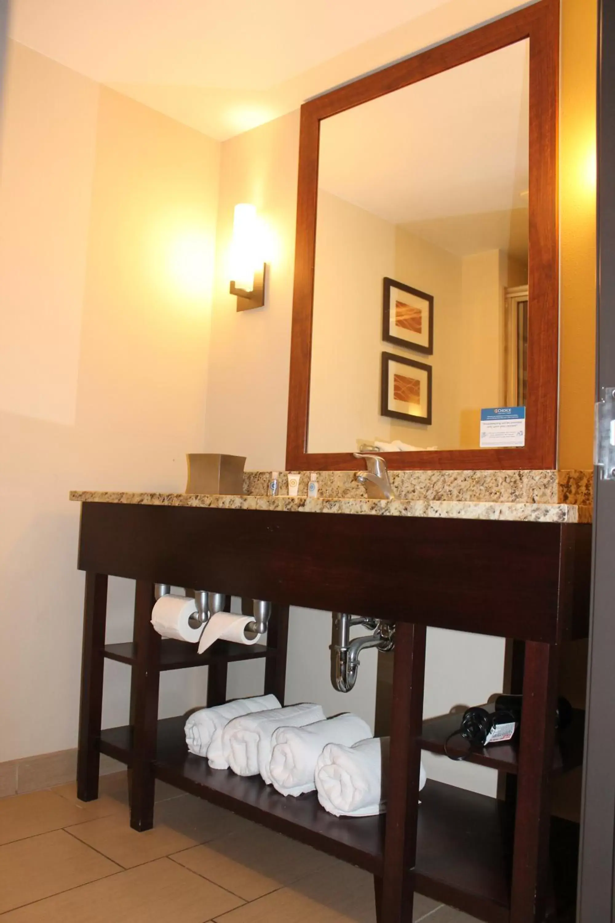 Bathroom in Comfort Inn & Suites Sayre