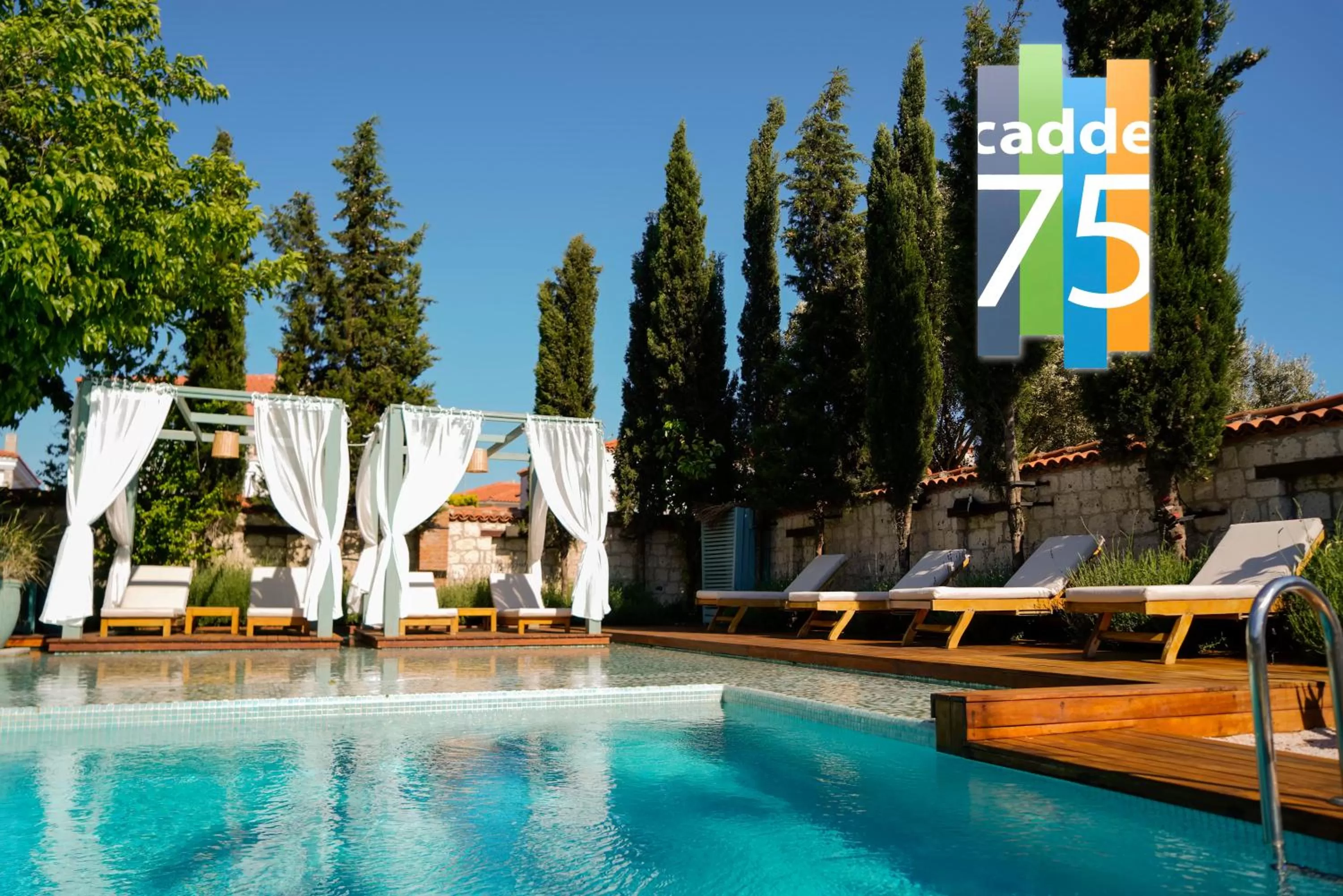 Swimming pool in Cadde 75 Luxury Hotel - Alaçatı