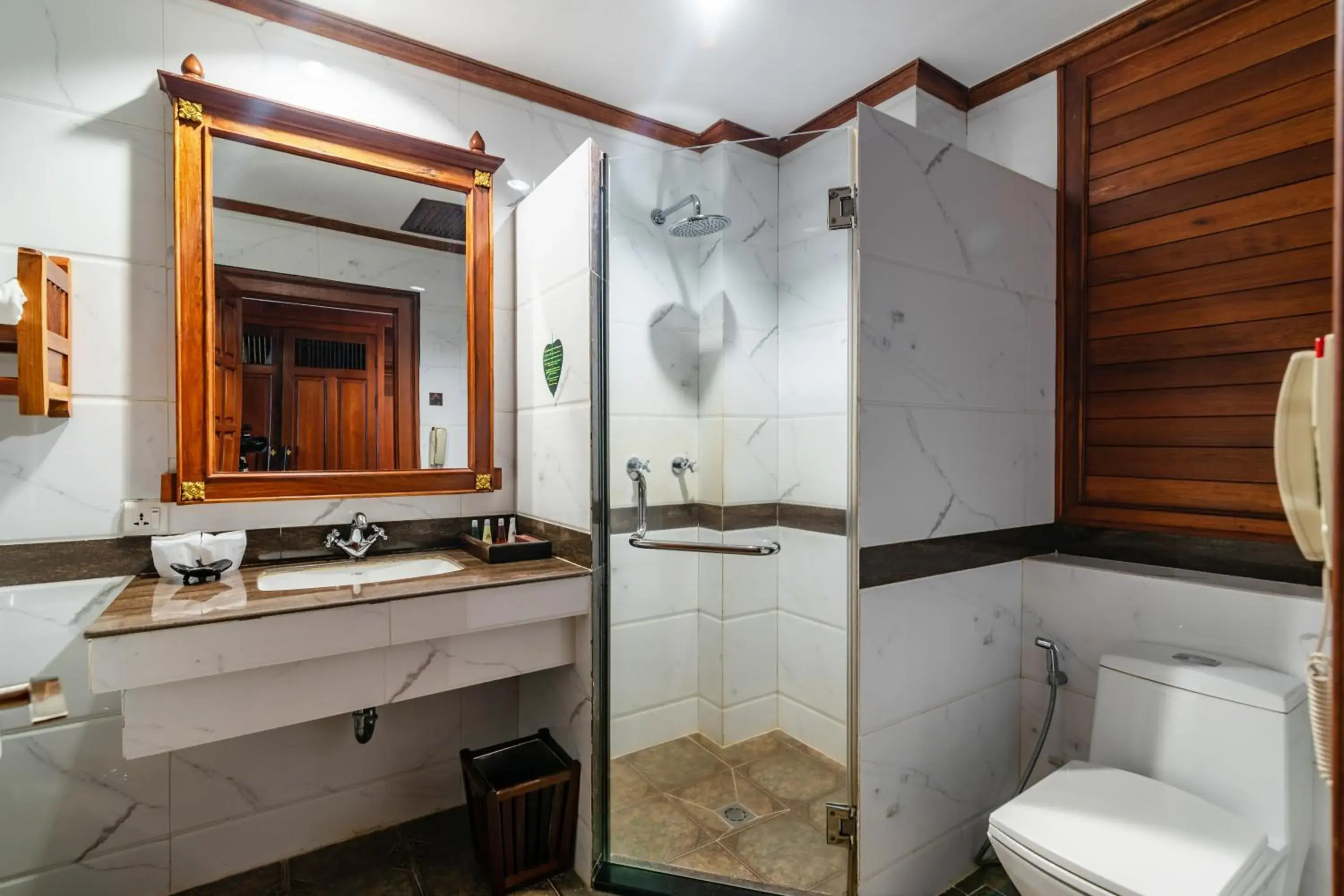 Bathroom in Empress Residence Resort and Spa
