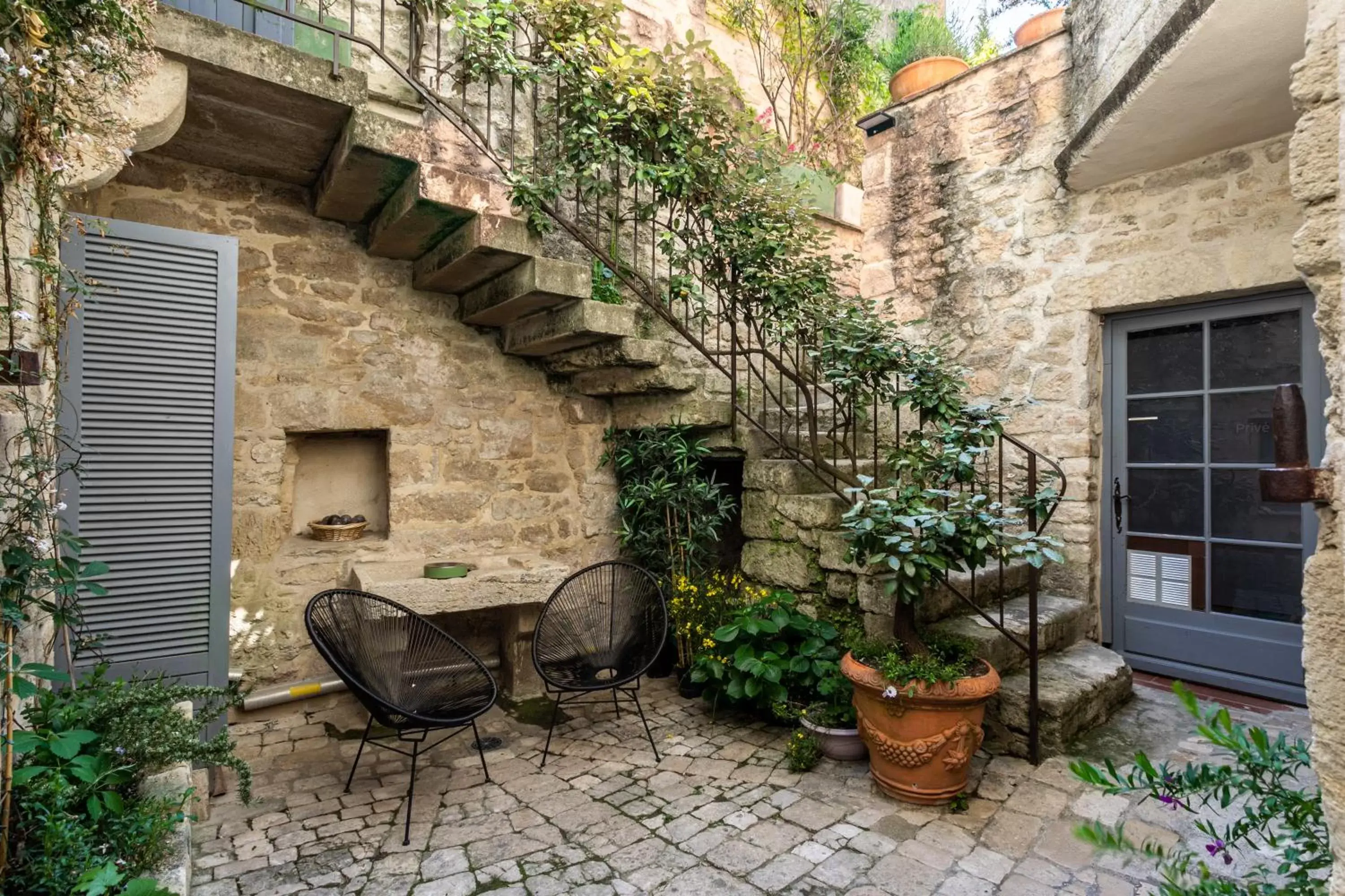 Patio in Boutique Hôtel Entraigues