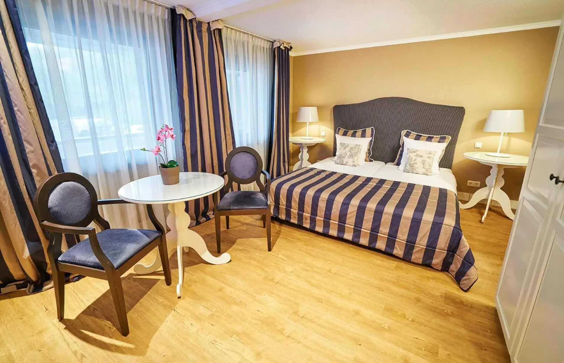 Bed in Hotel-Restaurant Gulpenerland
