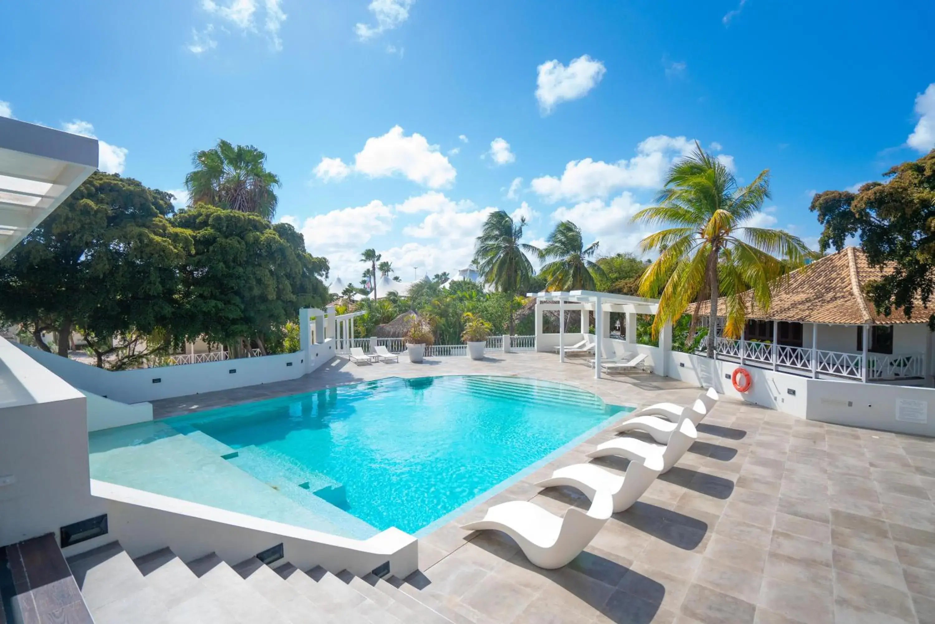 Pool view, Swimming Pool in Papagayo Beach Resort