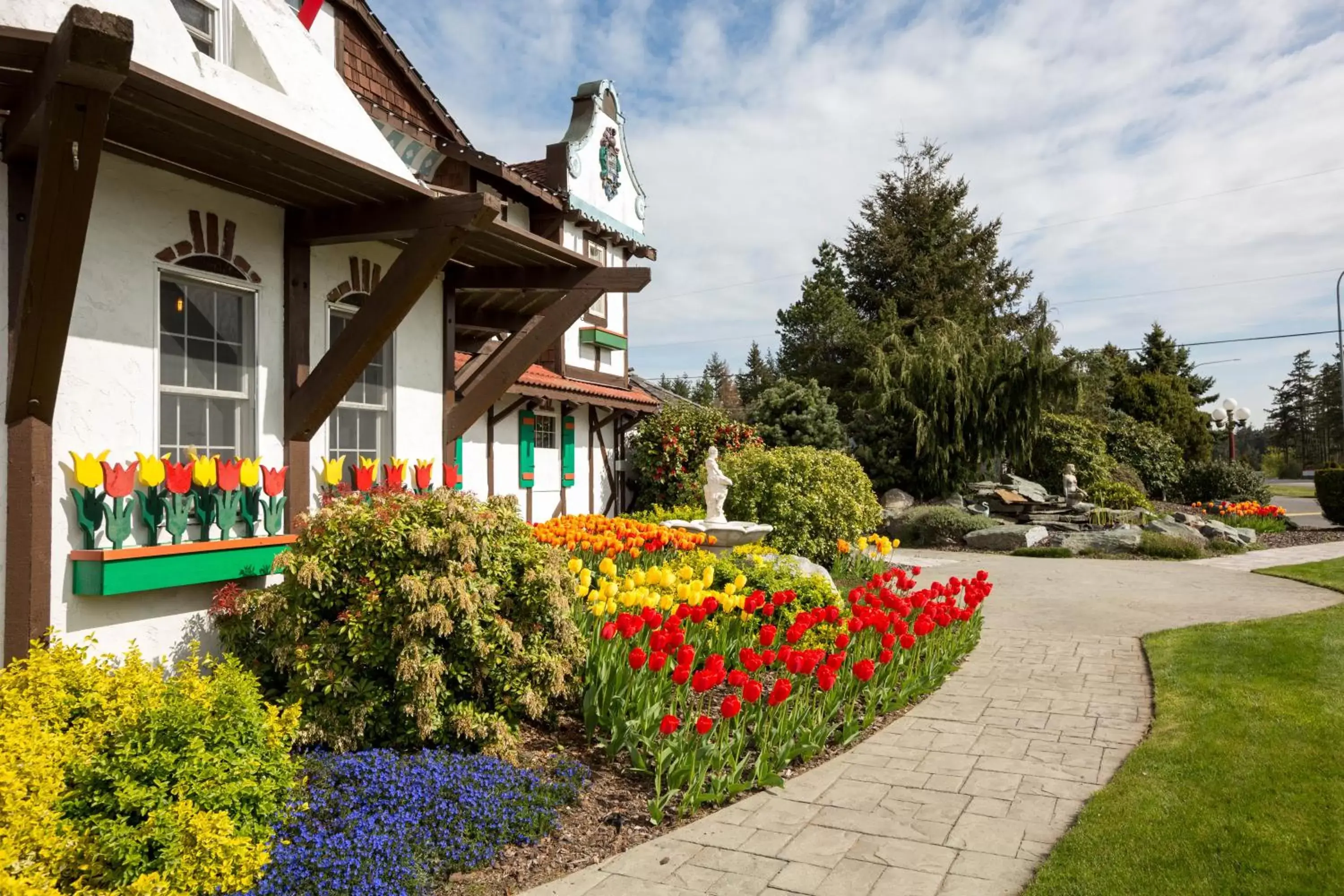 Property Building in Auld Holland Inn