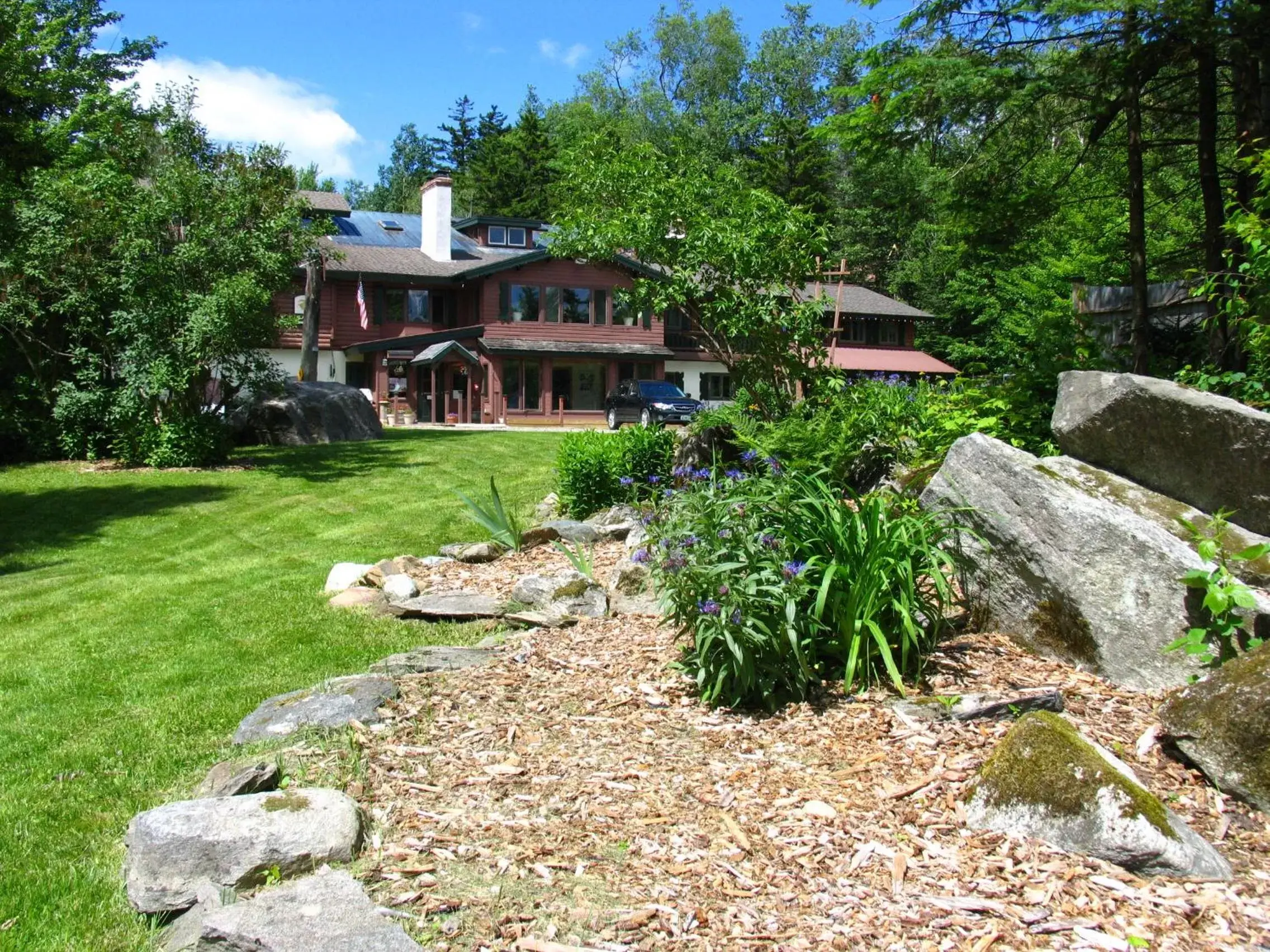 Garden view, Property Building in Kitzhof Inn Vermont