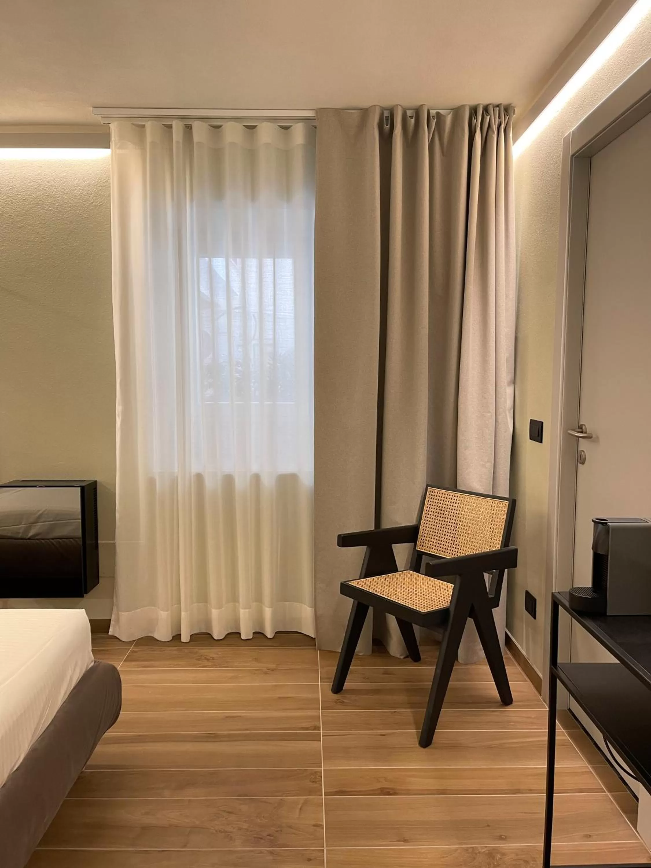 Living room, Seating Area in Raha Suites