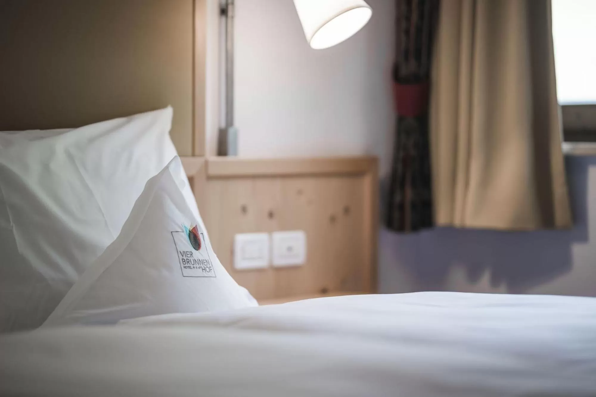 Bed in Vierbrunnenhof