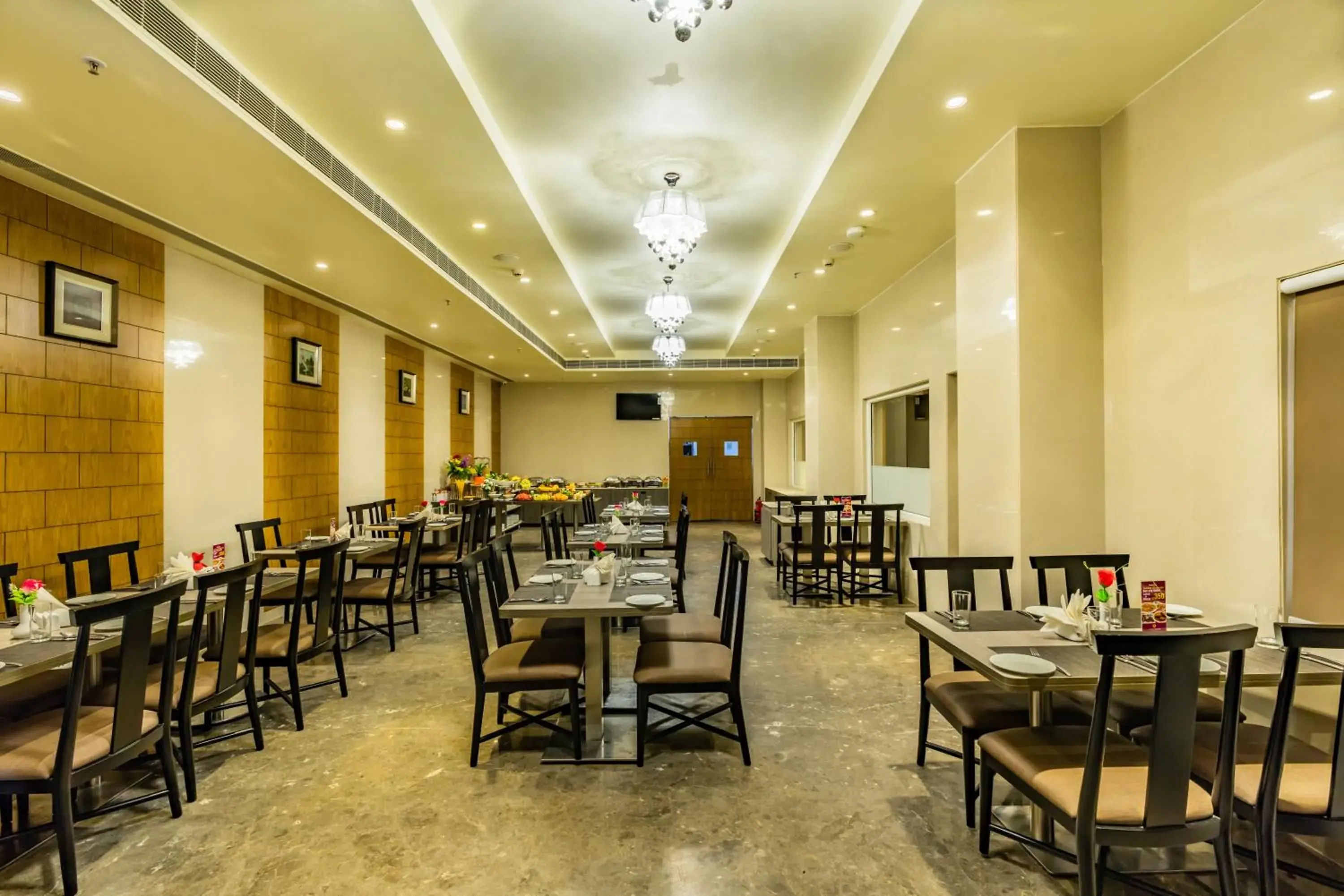 Restaurant/places to eat in Quality Inn Ramachandra Restaurant/places to eat in Quality Inn Ramachandra