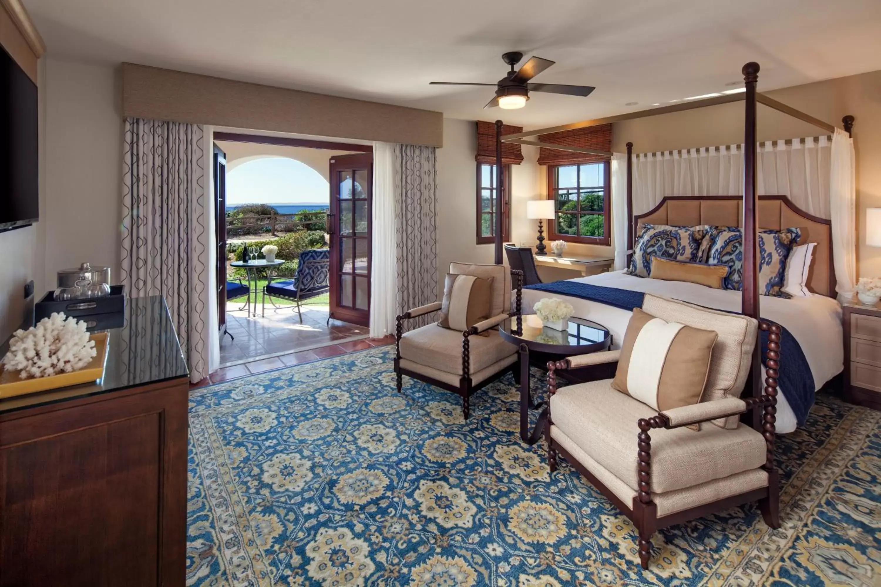 Signiture King Suite with Sofa Bed and Partial Ocean View in The Ritz-Carlton Bacara, Santa Barbara