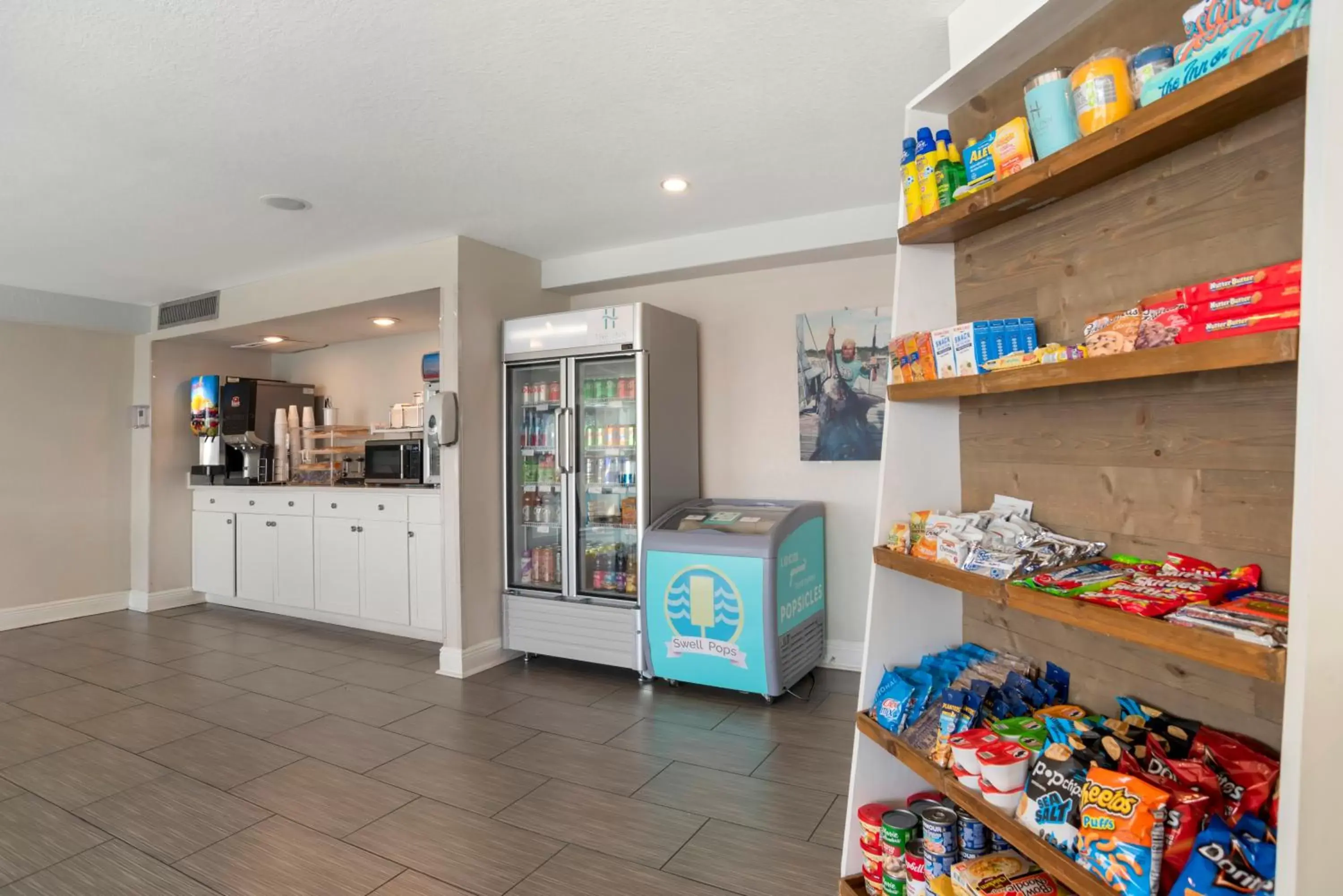 Coffee/tea facilities, Supermarket/Shops in Inn on Destin Harbor, Ascend Hotel Collection