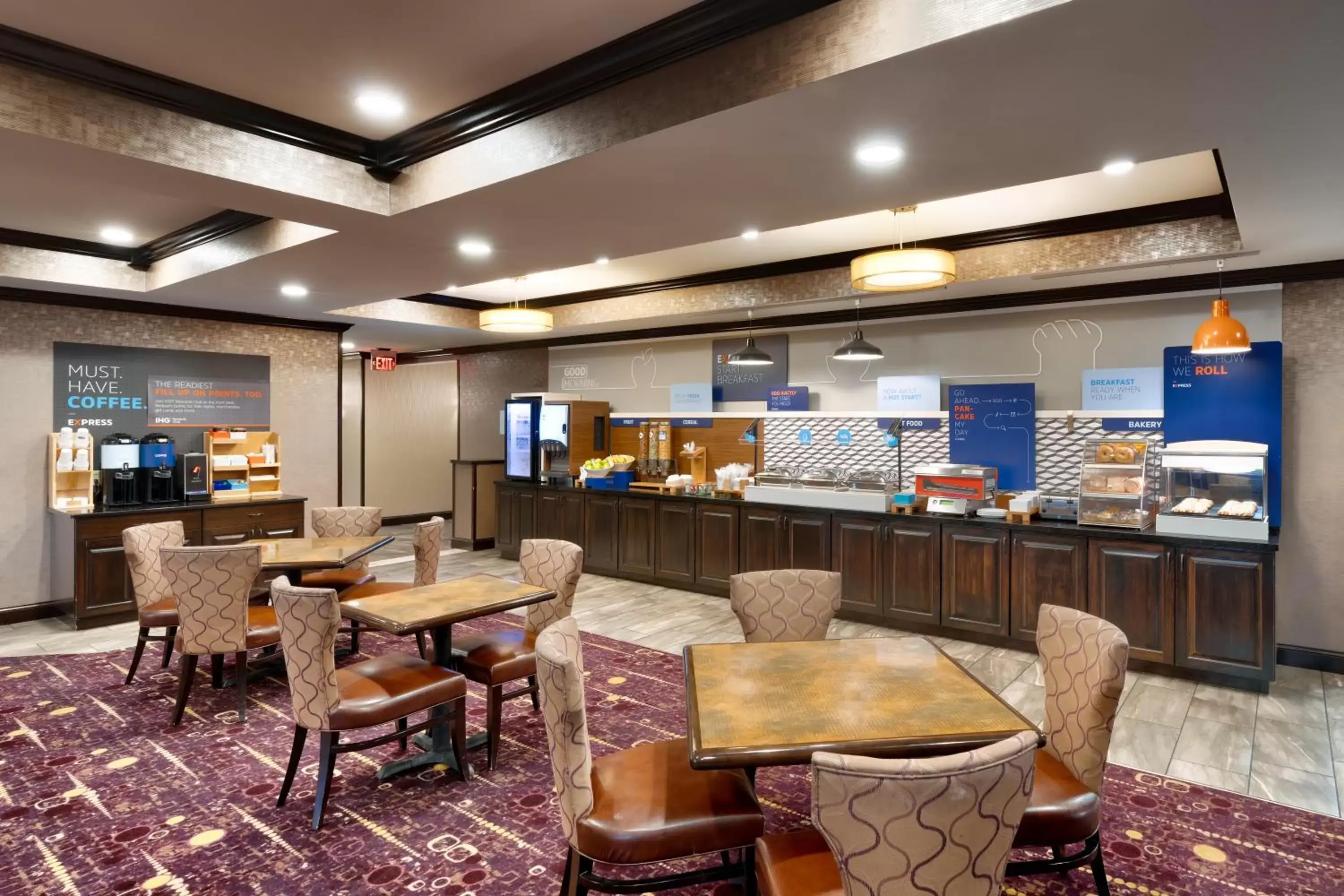 Breakfast, Restaurant/Places to Eat in Holiday Inn Express Hotel & Suites Billings, an IHG Hotel