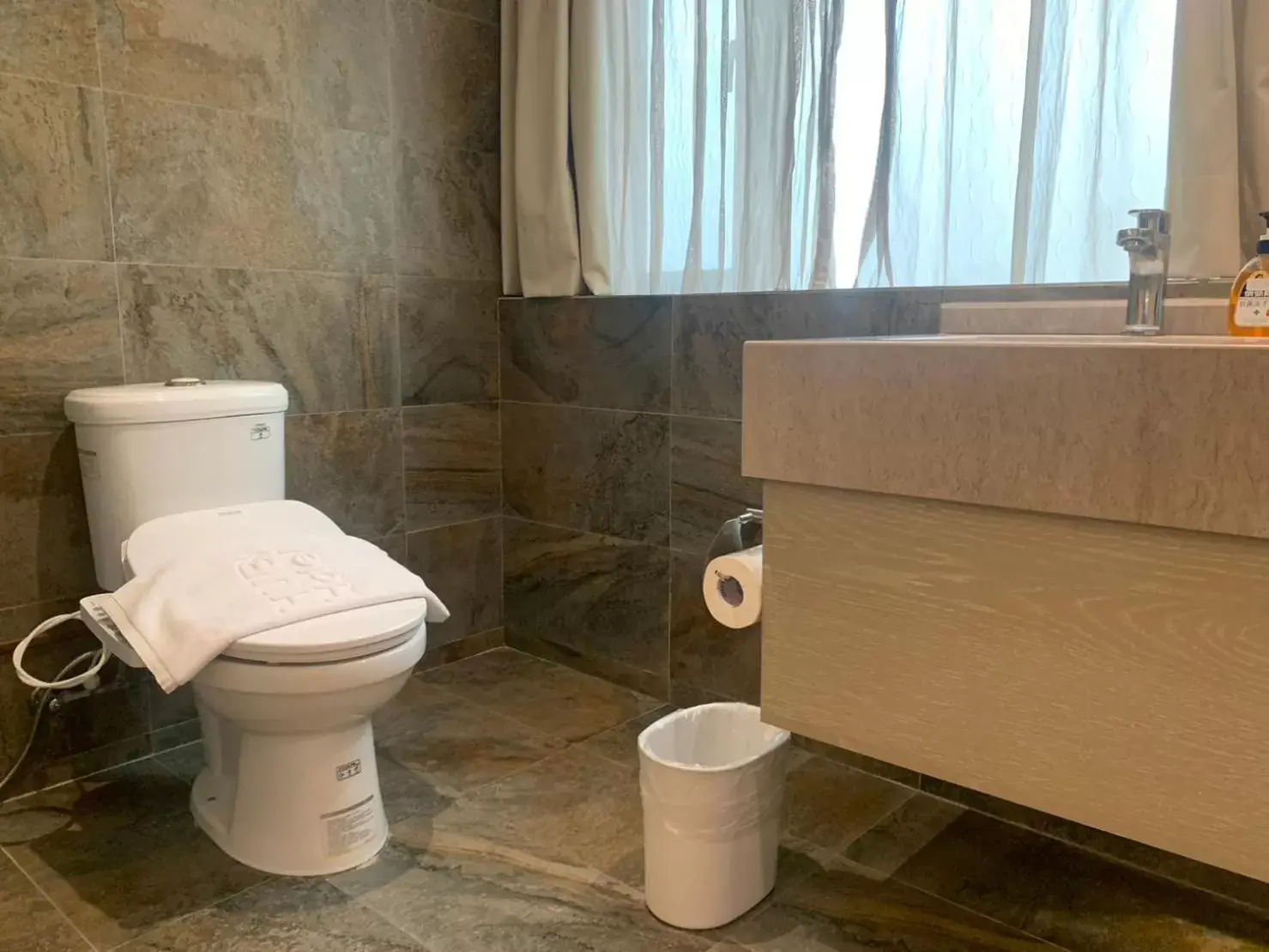 Toilet, Bathroom in Hub Hotel Kaohsiung Yawan Branch