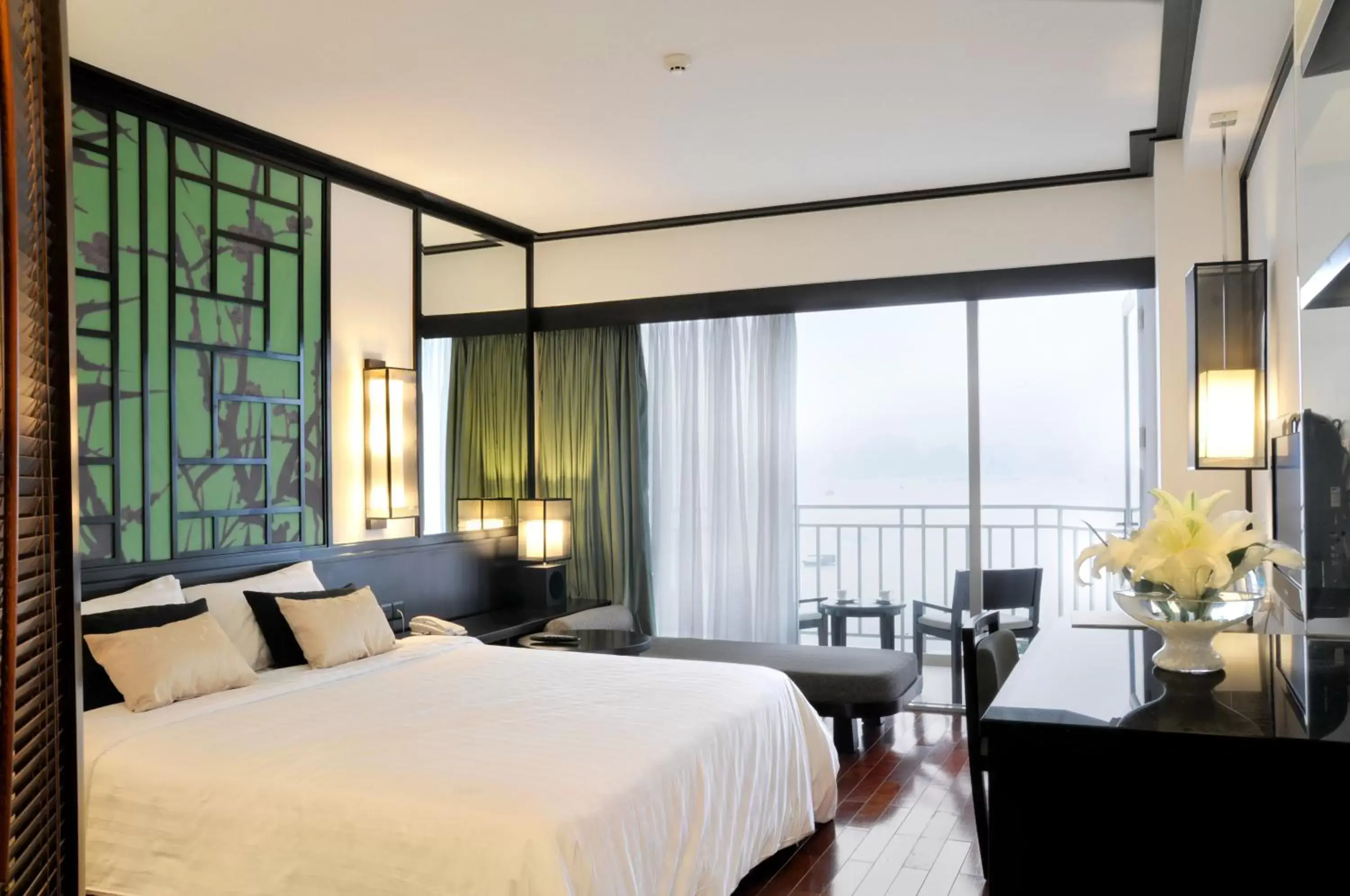 Bedroom, Bed in Novotel Ha Long Bay Hotel