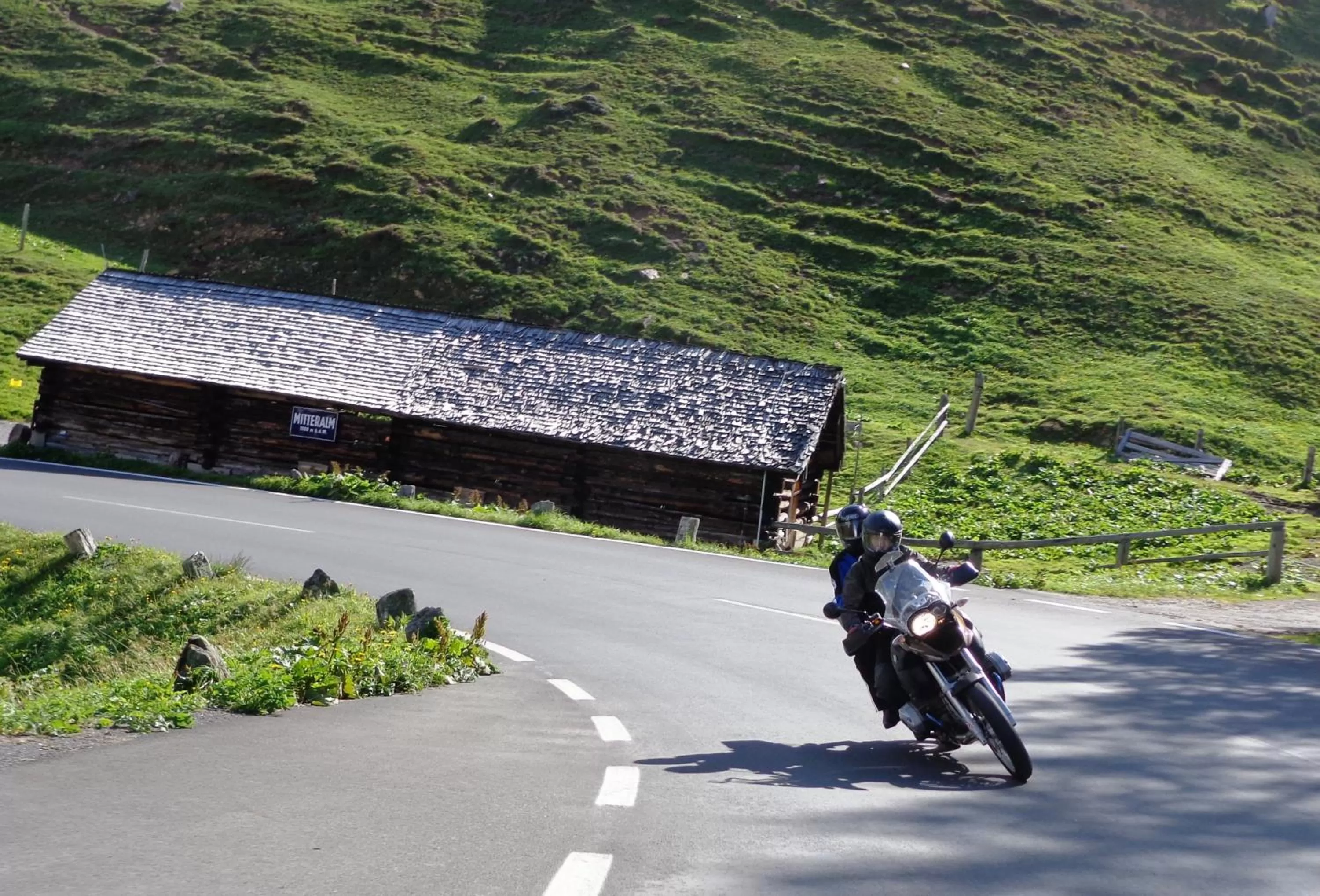 Natural landscape in VÖTTER'S HOTEL in Kaprun am Kitzsteinhorn - Skibus direkt