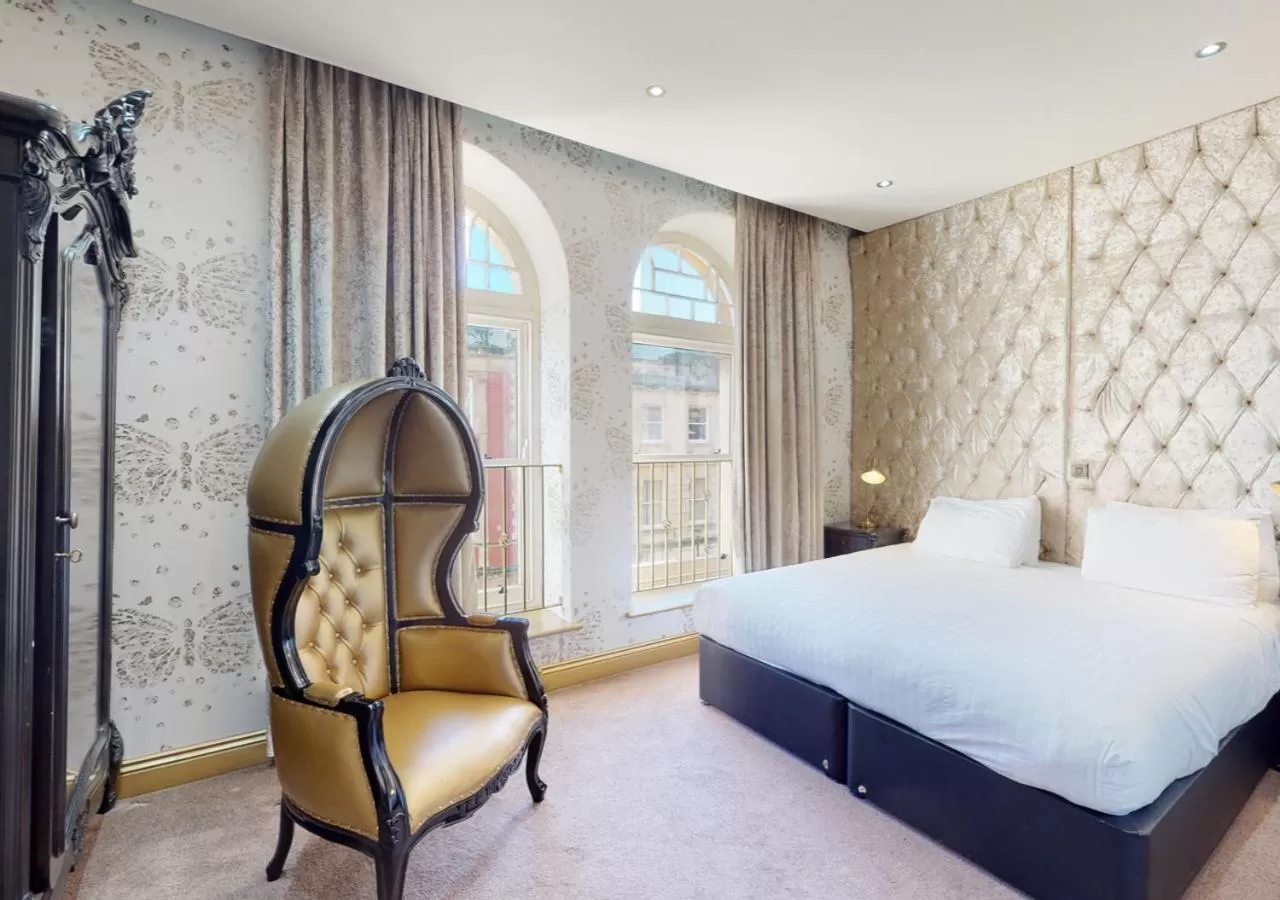 Bedroom, Bed in The Coal Exchange Hotel