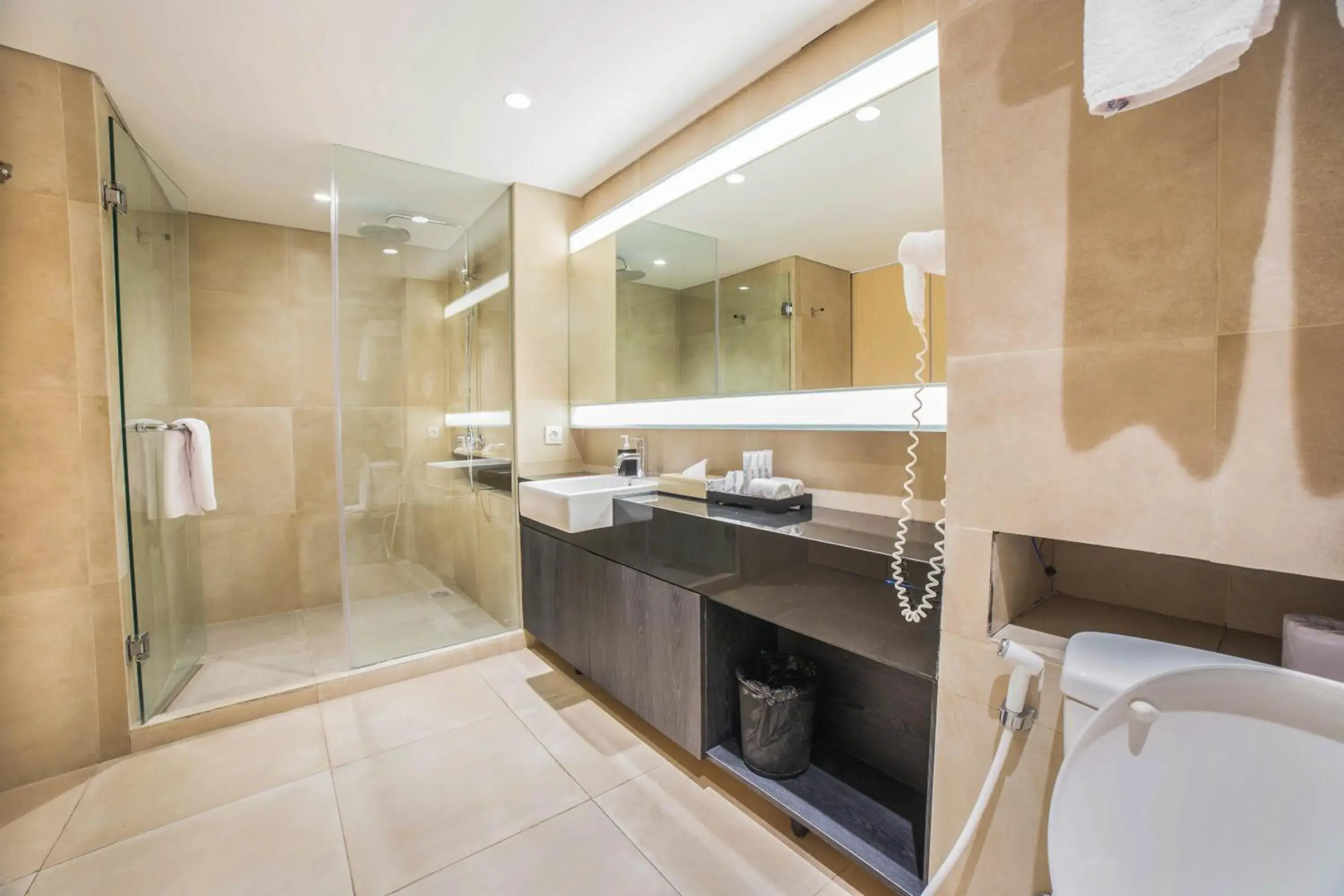 Bathroom in J4 Hotels Legian