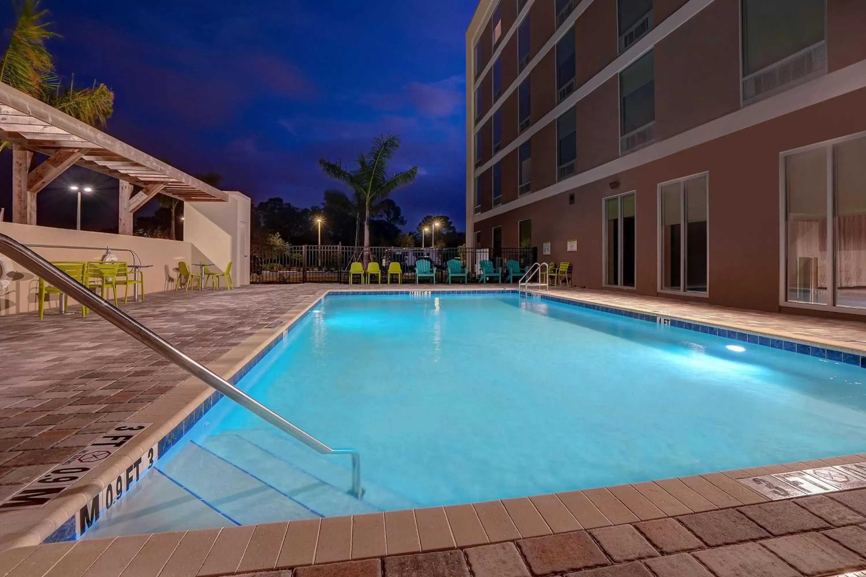 Pool view, Swimming Pool in Home2 Suites By Hilton Lakewood Ranch