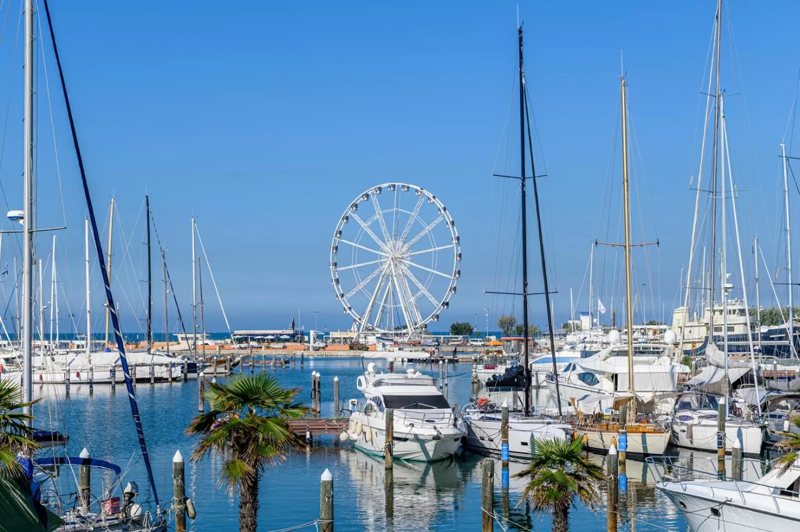Nearby landmark in Hotel St Gregory Park
