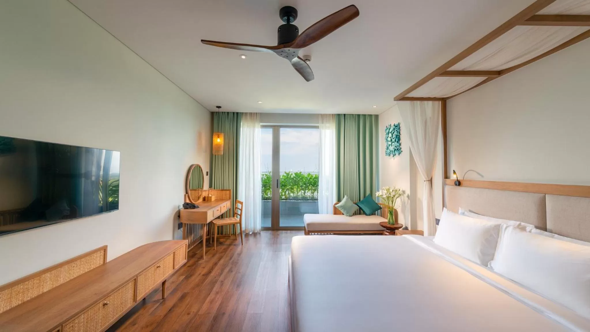 Bed in Bellerive Hoi An Resort and Spa