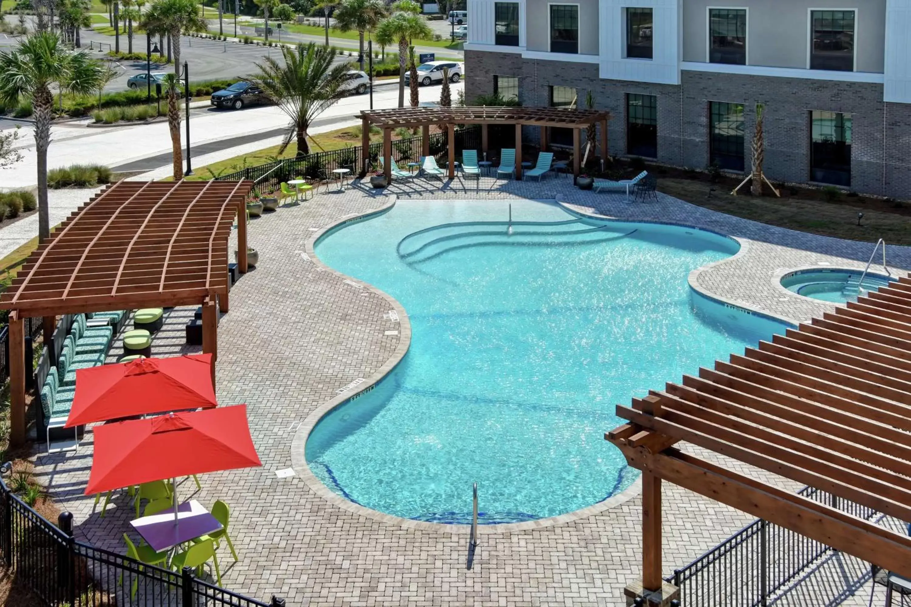 Pool view, Swimming Pool in Home2 Suites By Hilton Jekyll Island