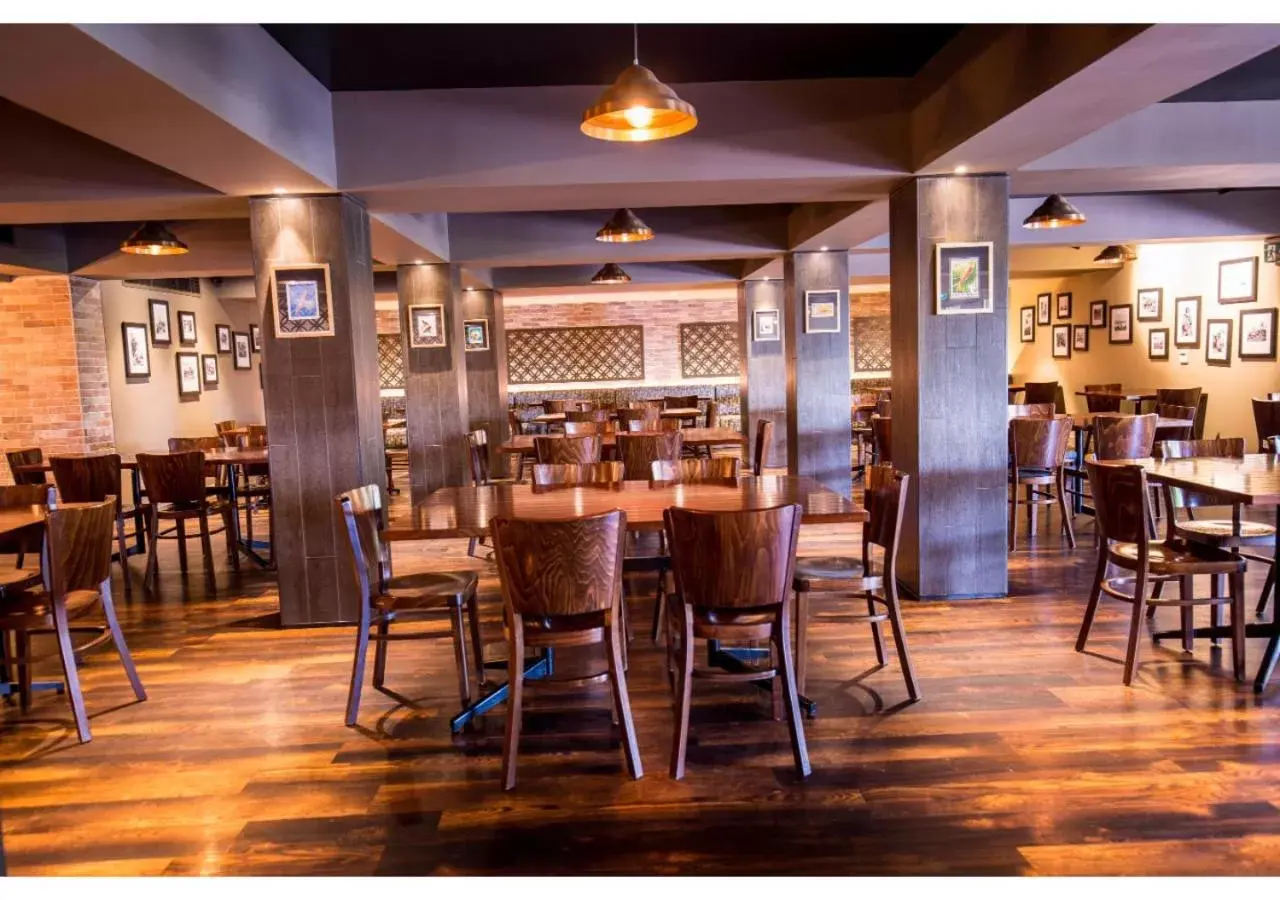 Restaurant/places to eat in Gateway Hotel Restaurant/places to eat in Gateway Hotel