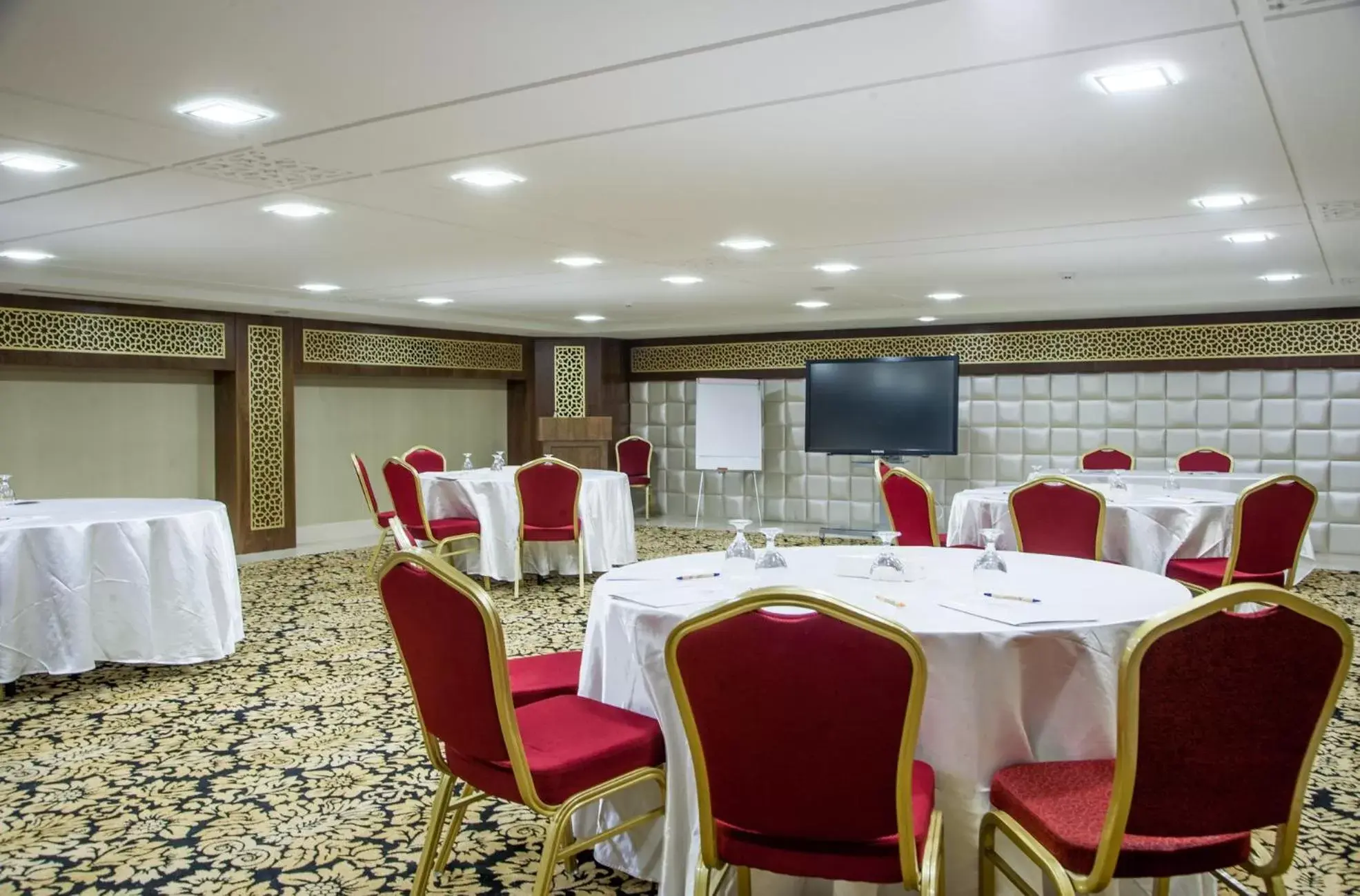 Meeting/conference room, Banquet Facilities in Harir Palace Hotel