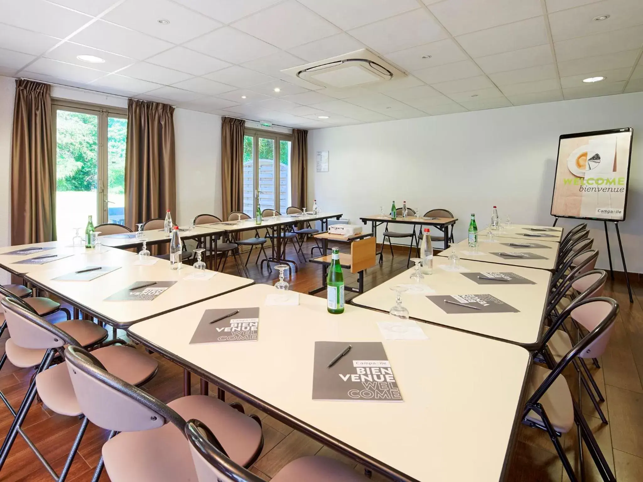 Meeting/conference room in Campanile Orleans - La Source