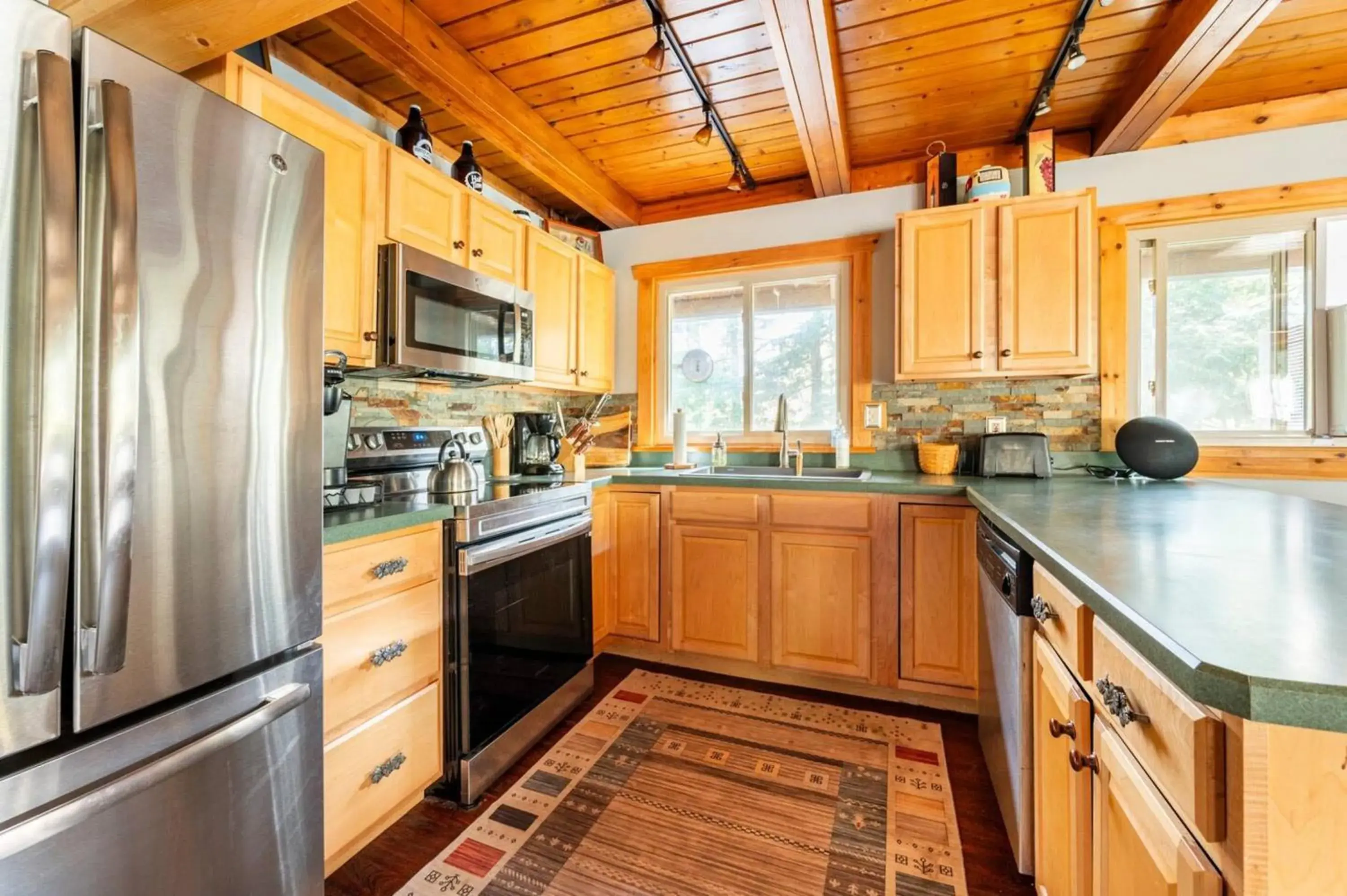 Kitchen or kitchenette, Kitchen/Kitchenette in Kaatskill Mountain Club and Condos by Hunter Mountain