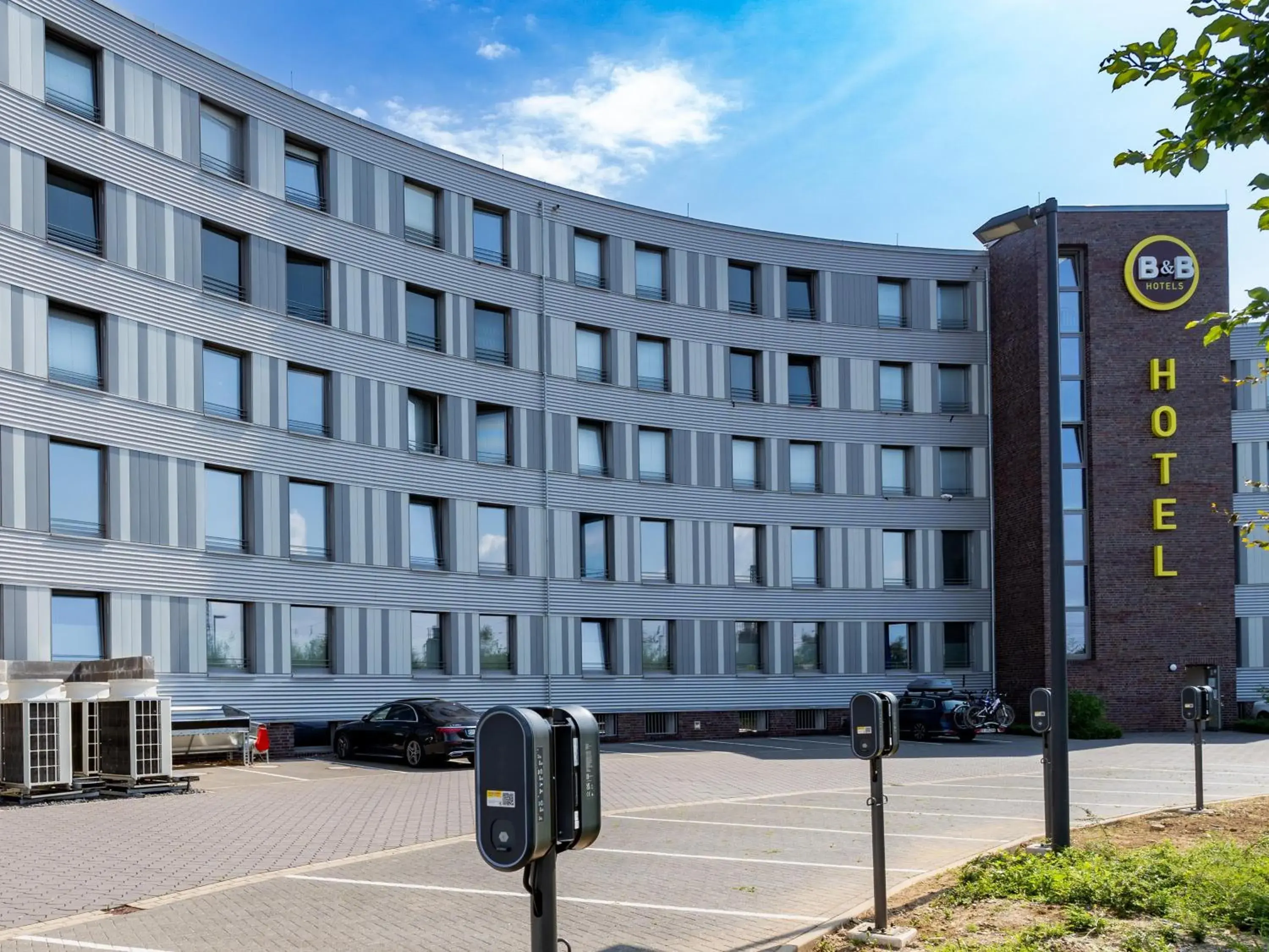 Property Building in B&B Hotel G¿ttingen-City