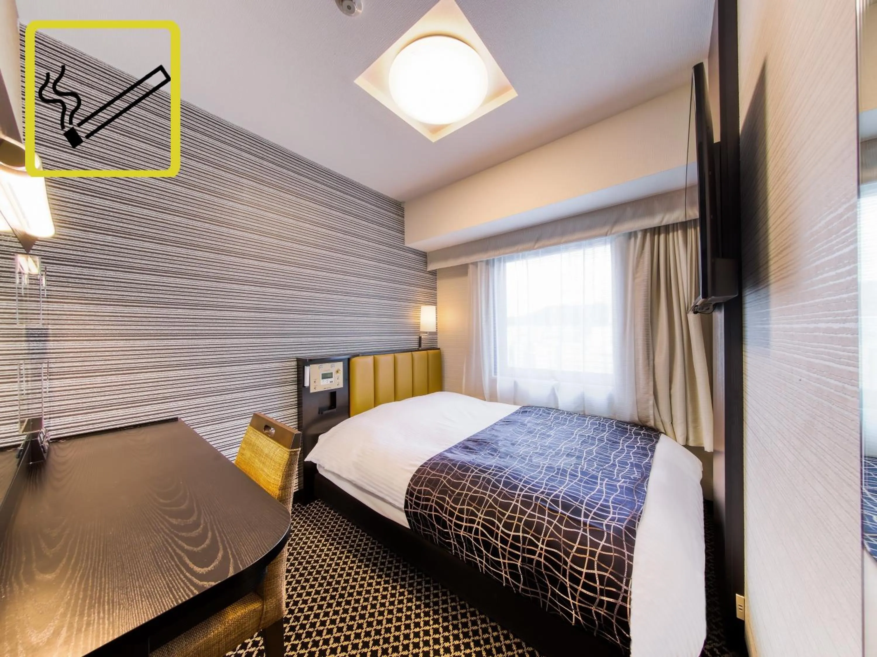 Photo of the whole room, Bed in APA Hotel Hiroshima Ekimae Ohashi