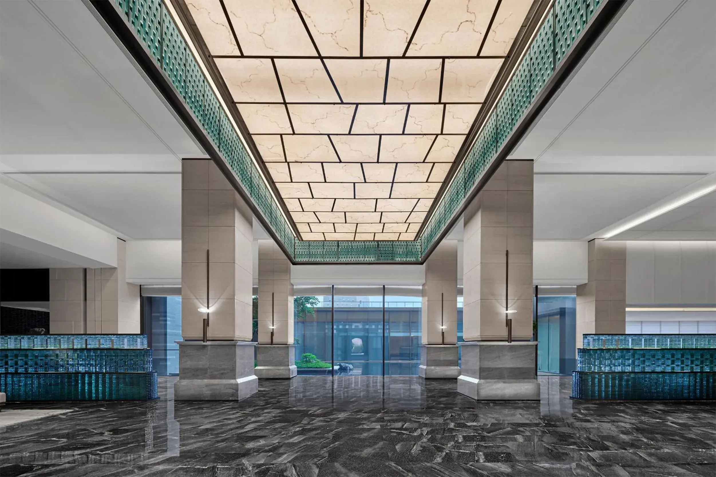 Lobby or reception in Guangzhou Marriott Hotel Baiyun