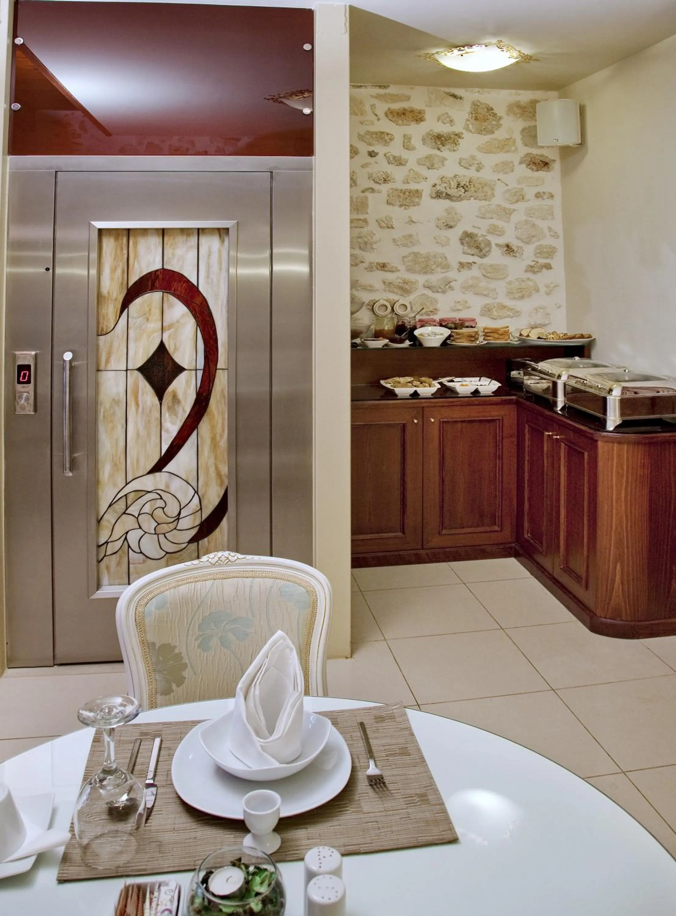 Restaurant/places to eat in Antica Dimora Suites