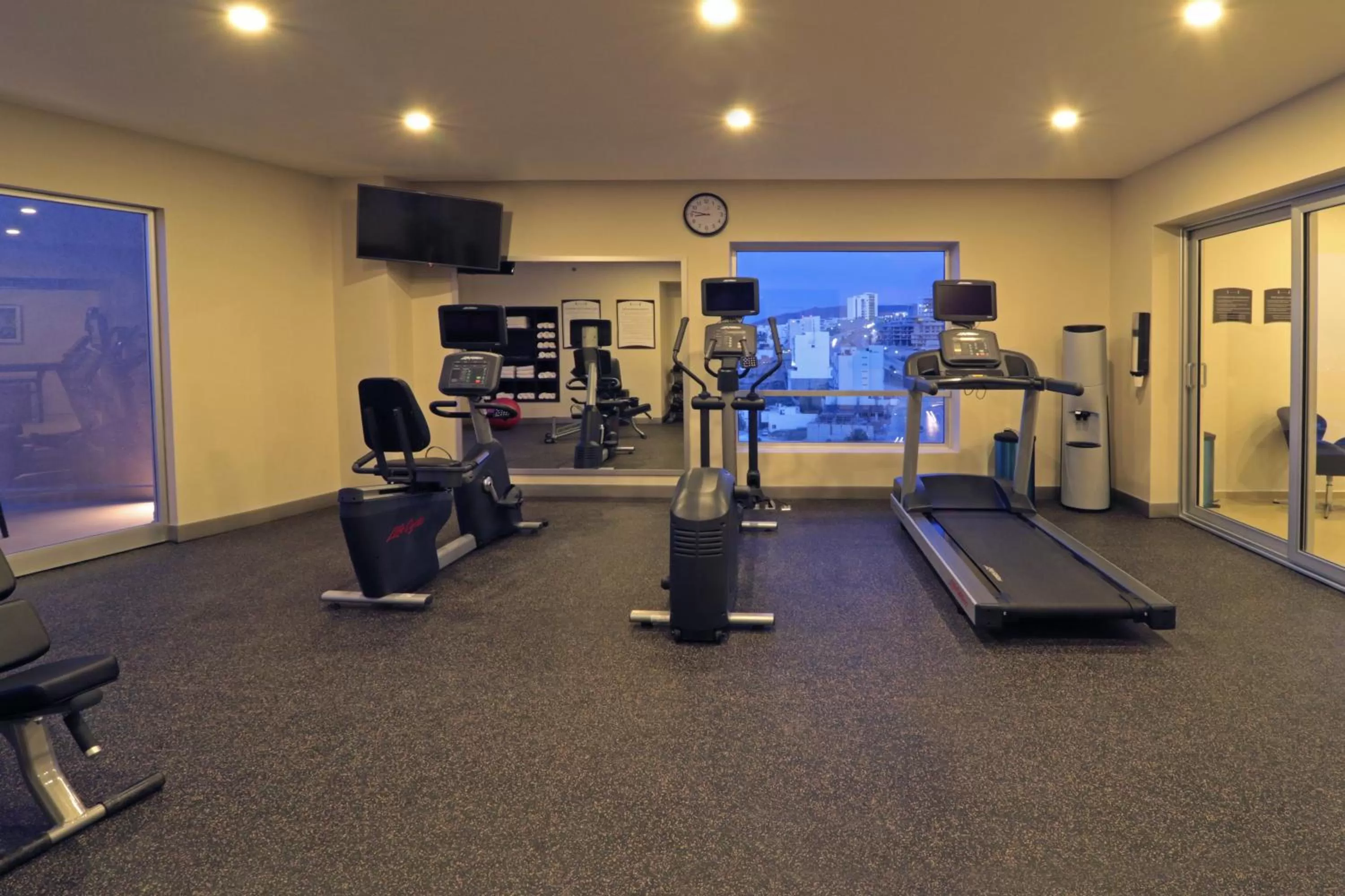 Fitness centre/facilities in Staybridge Suites San Luis Potosi by IHG