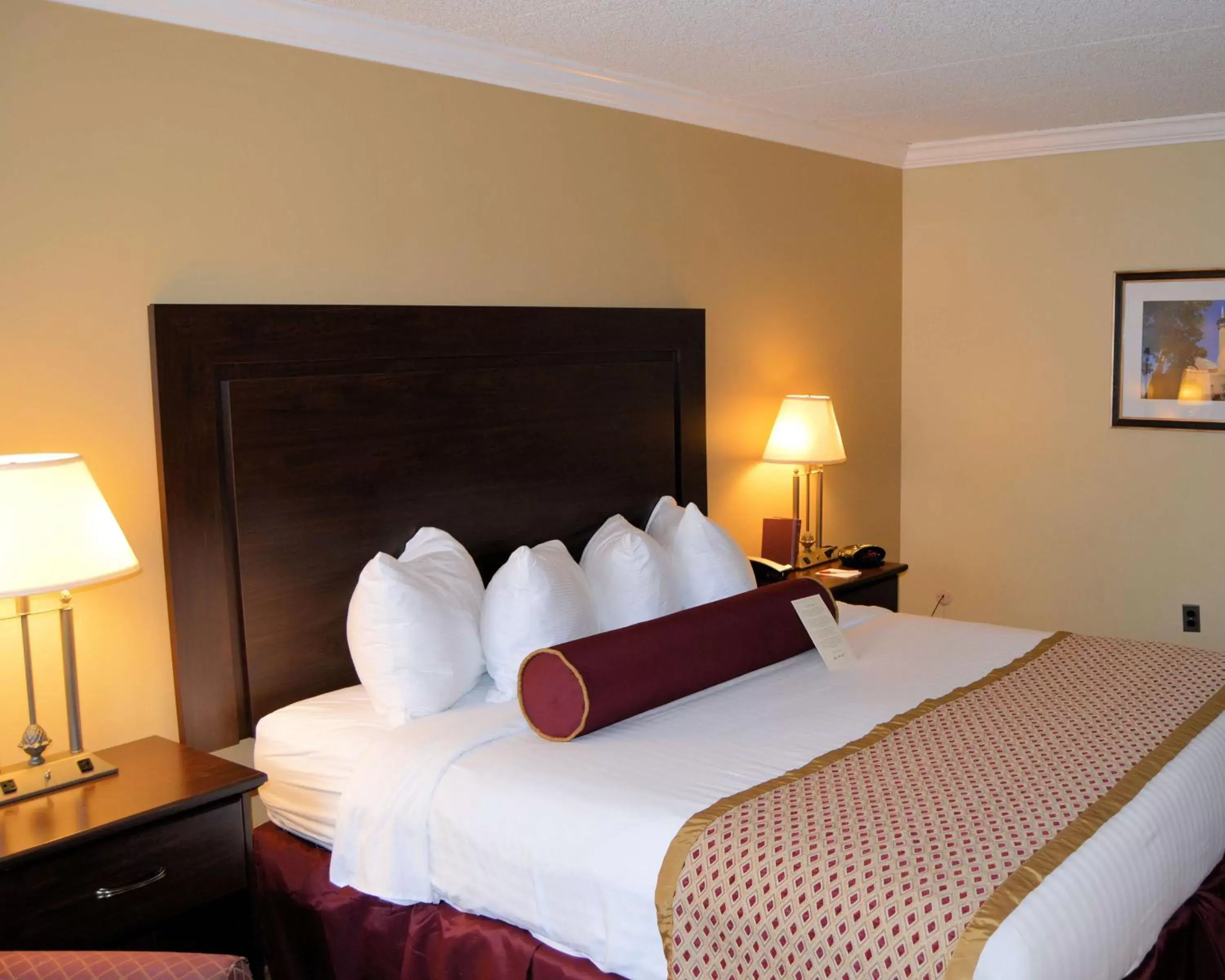 Bedroom, Bed in Best Western Plus Wilkes Barre Center City