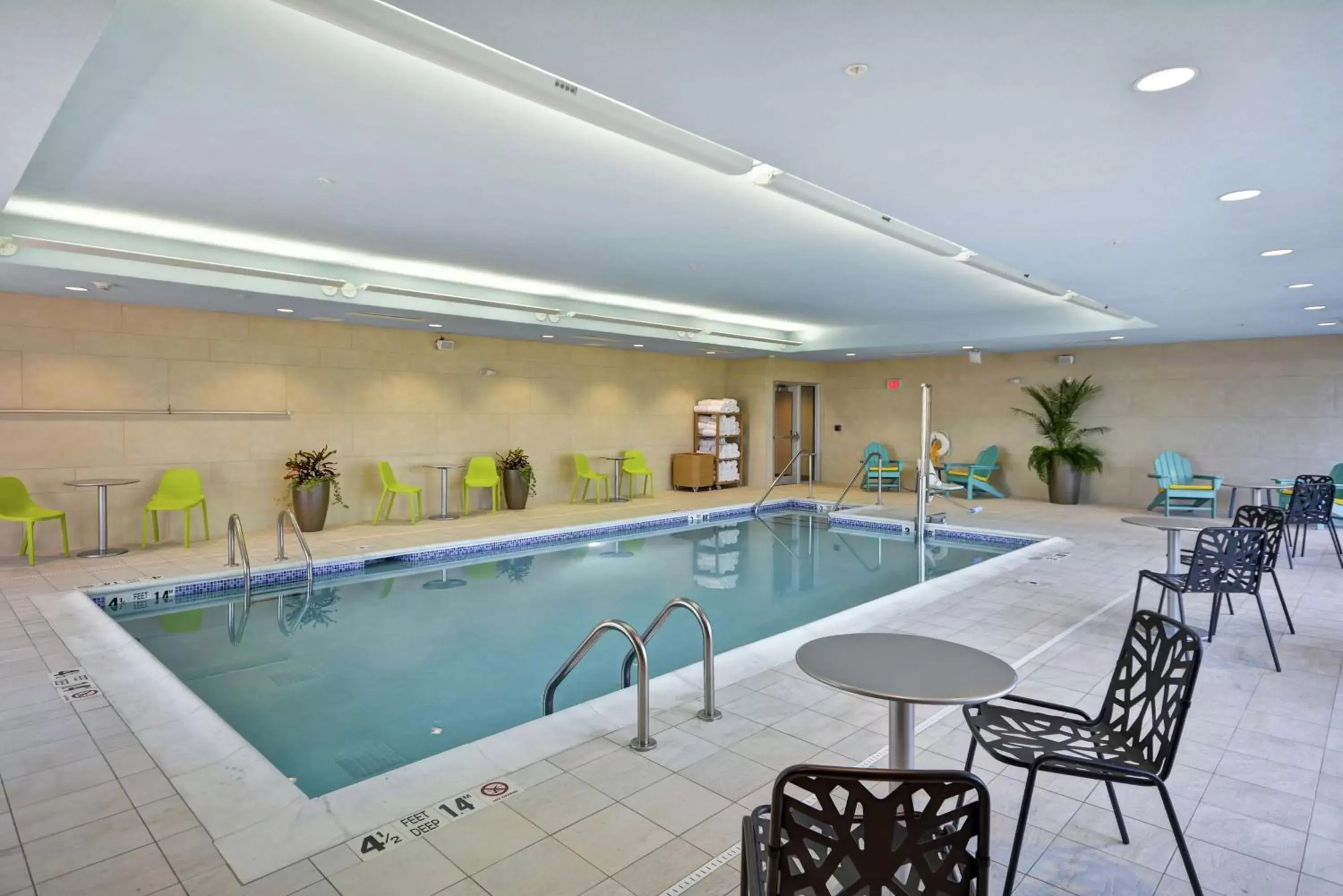 Swimming Pool in Home2 Suites by Hilton Queensbury Lake George