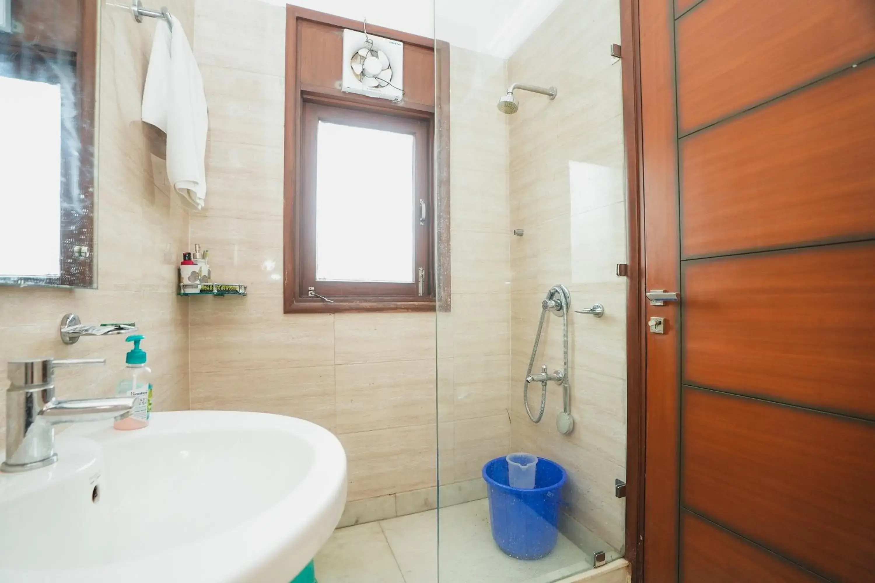 Bathroom in Mintstar Apartment and Suites, Chittaranjan Park