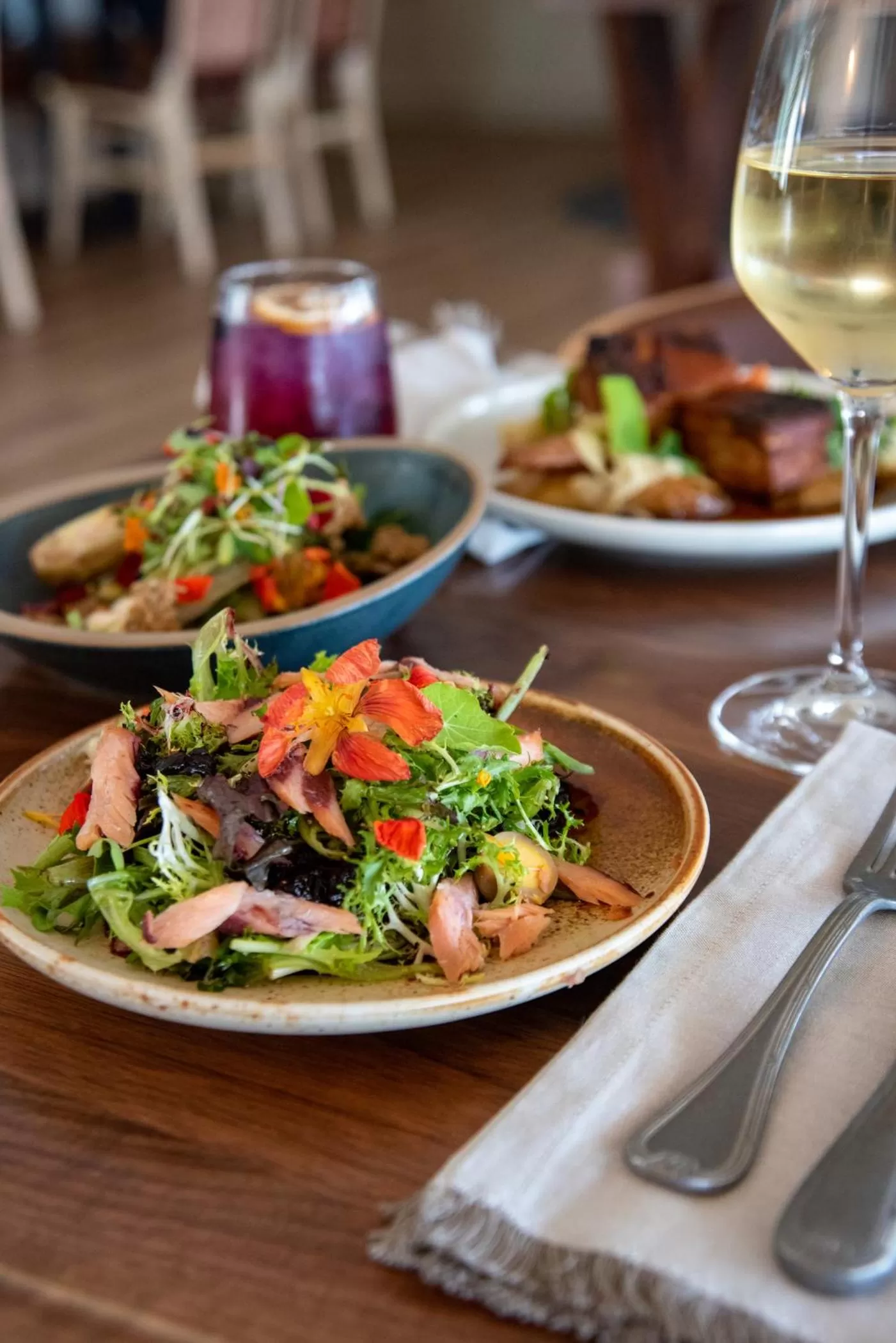 Restaurant/places to eat in The Crimson Jasper