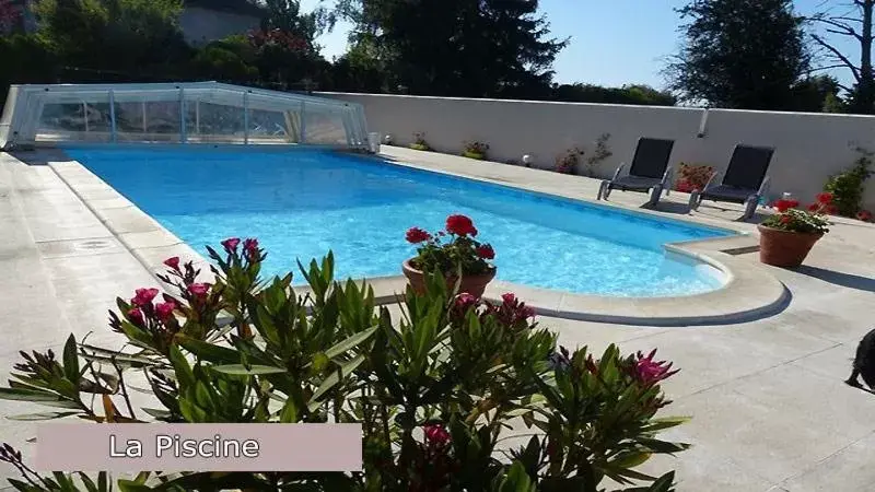 Swimming pool in LeClos Fleuri