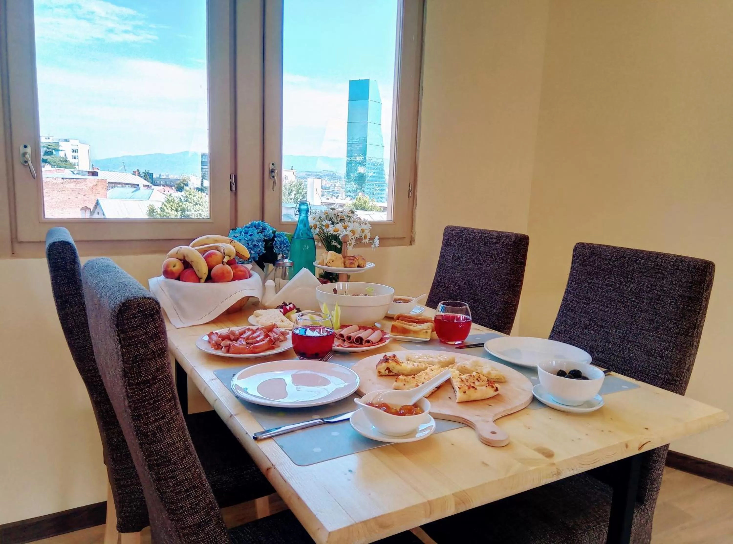 Food and drinks in Old Town Mtatsminda