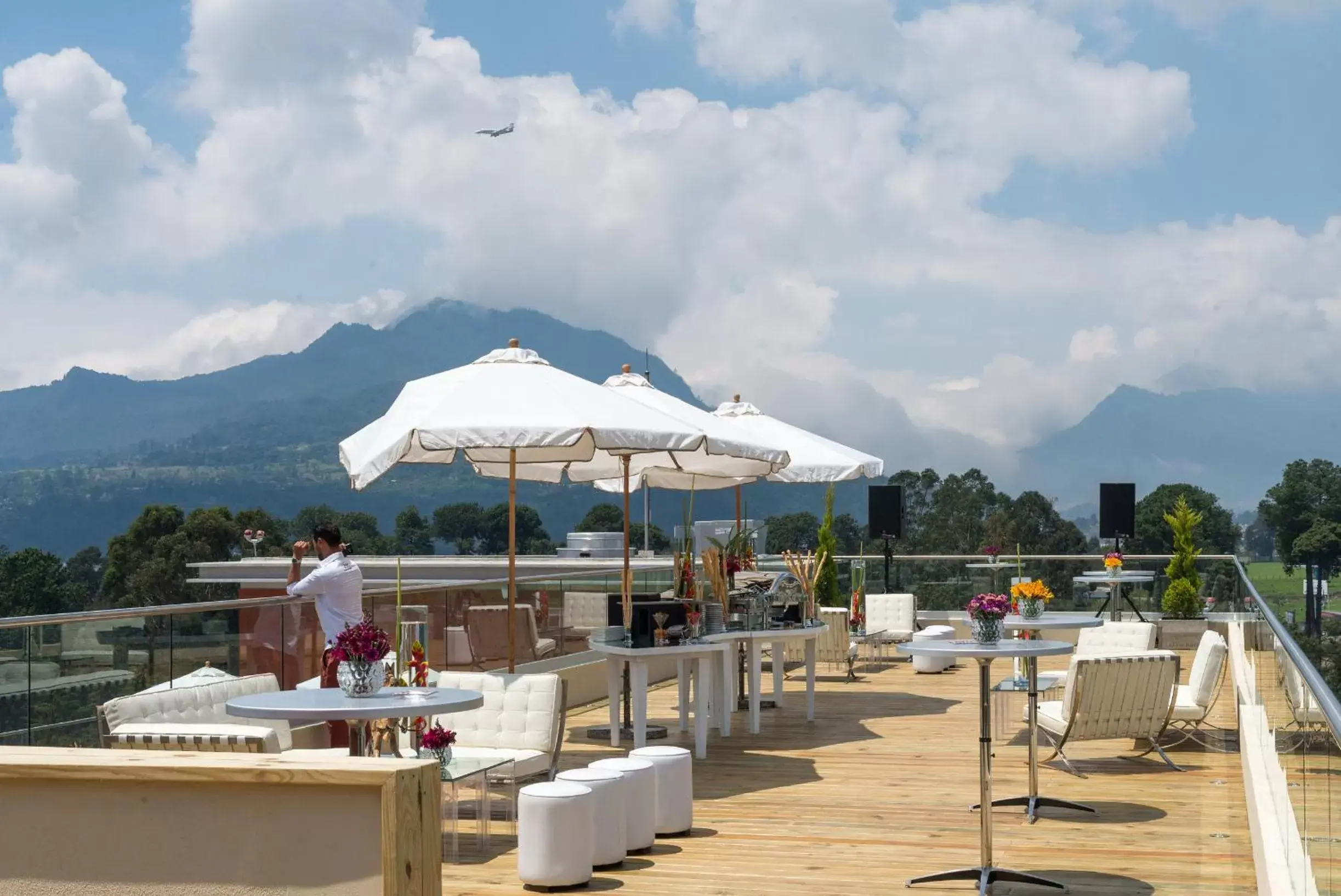 Solarium, Restaurant/Places to Eat in LATAM HOTEL Plaza Pradera Quetzaltenango
