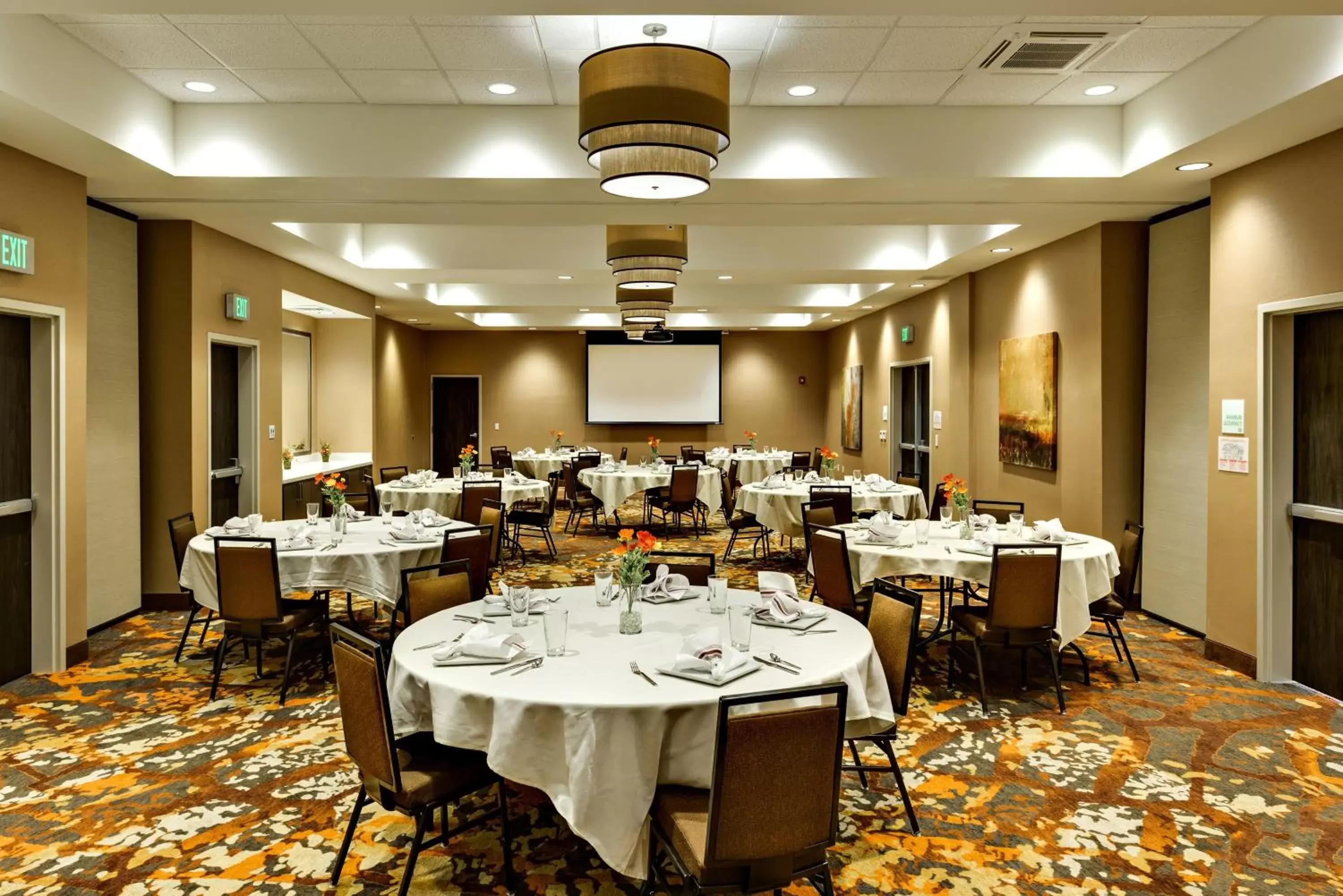 Meeting/conference room, Banquet Facilities in Holiday Inn St. George Convention Center, an IHG Hotel