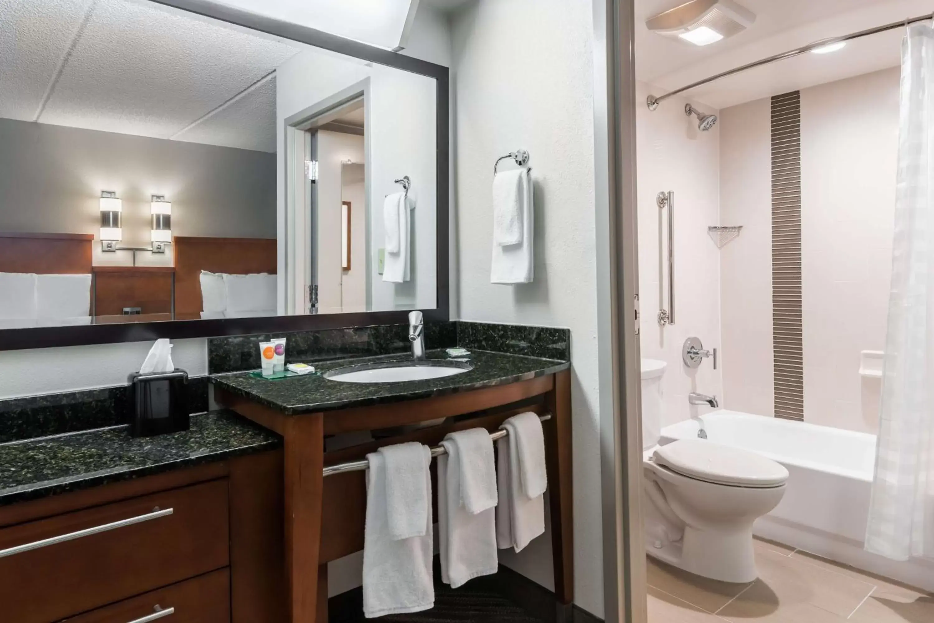 Bathroom in Hyatt Place Atlanta Duluth Johns Creek