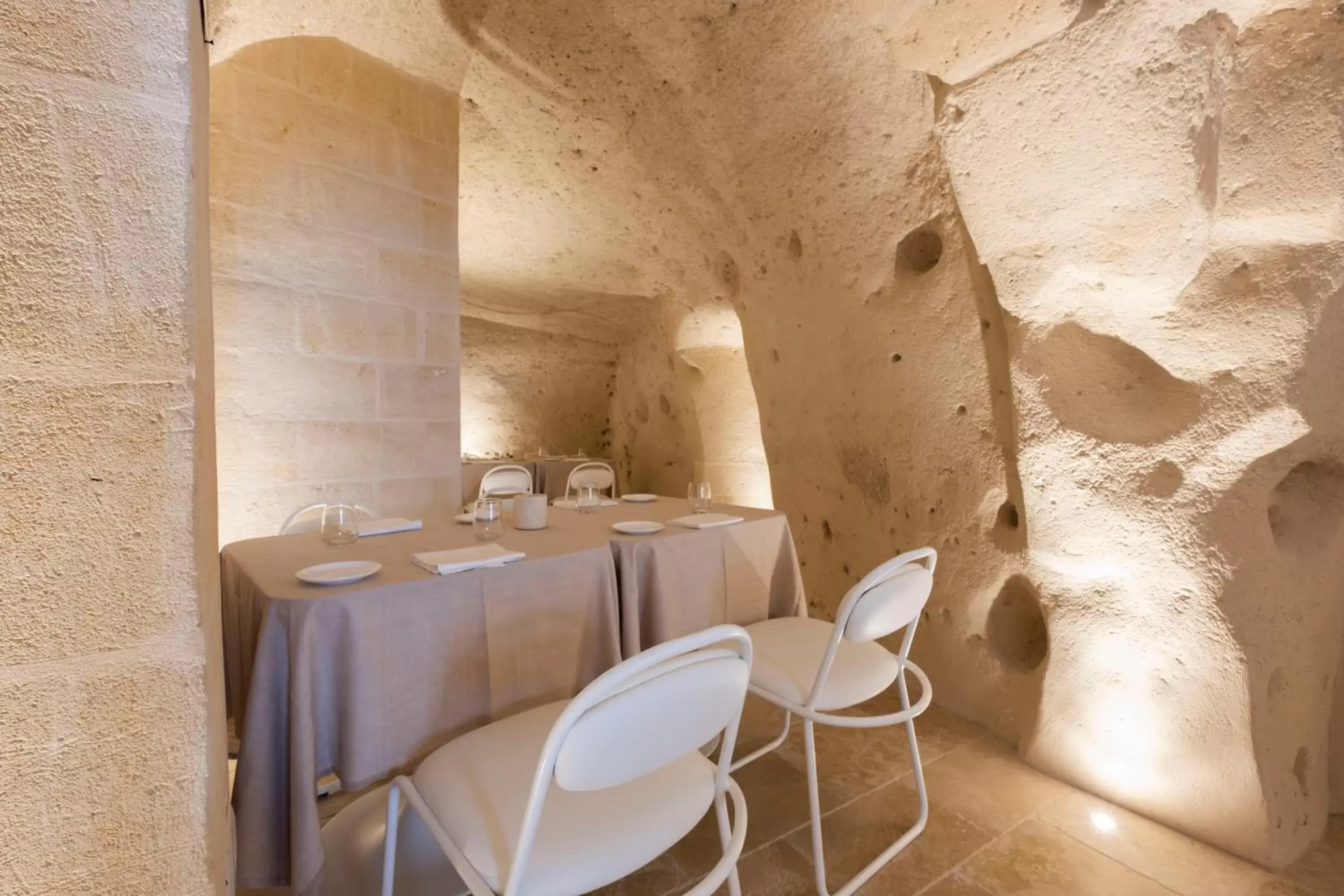 Restaurant/Places to Eat in Aquatio Cave Luxury Hotel & SPA