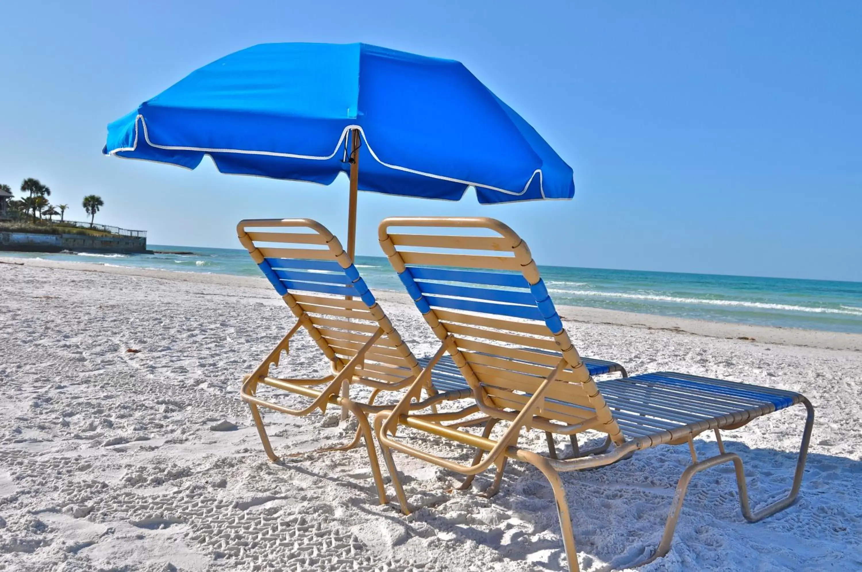 Beach in Twin Palms at Siesta