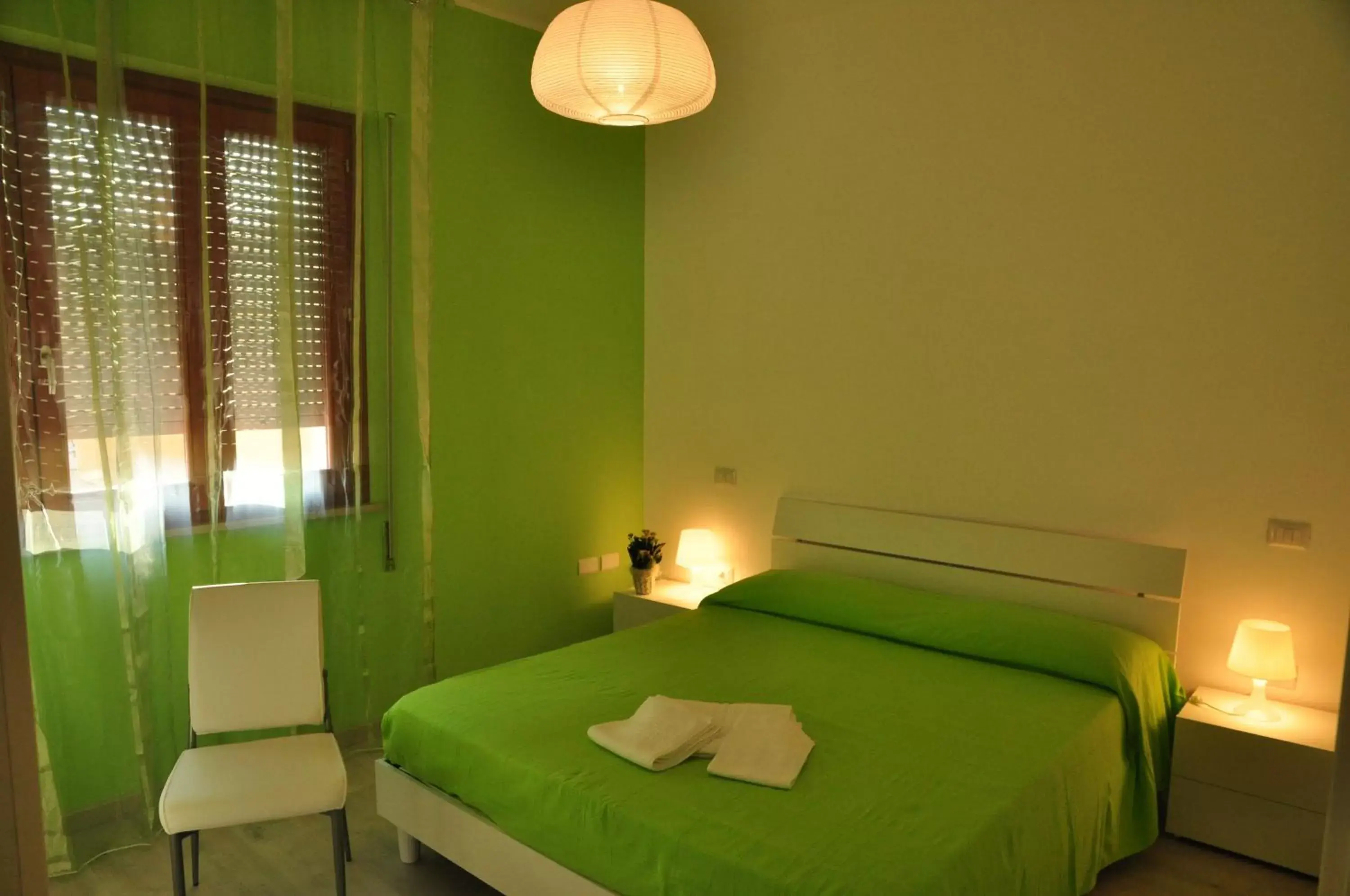 Standard Double Room with Shared Bathroom in Domus Primavera Standard Double Room with Shared Bathroom in Domus Primavera