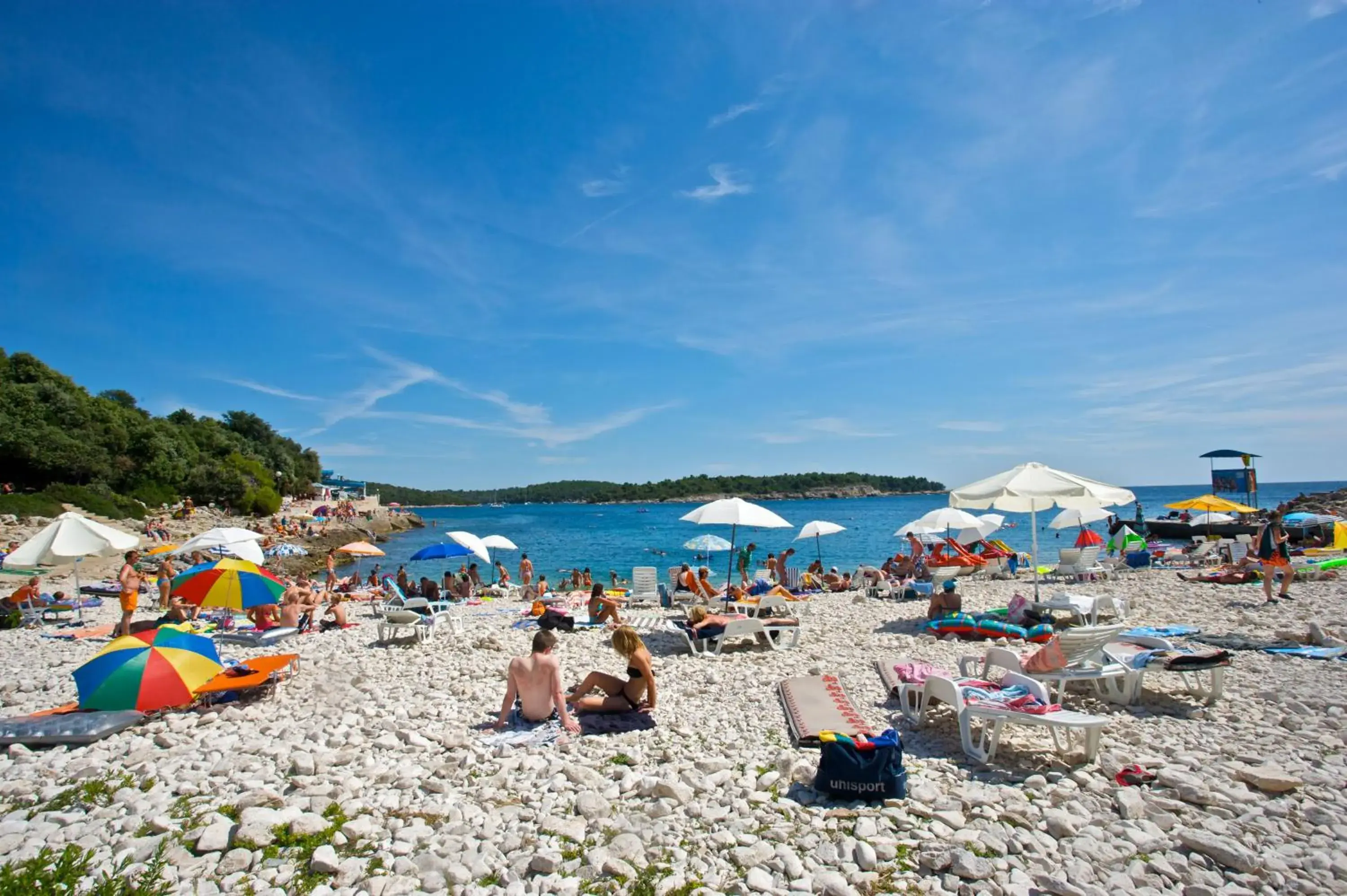 Beach in Verudela Villas