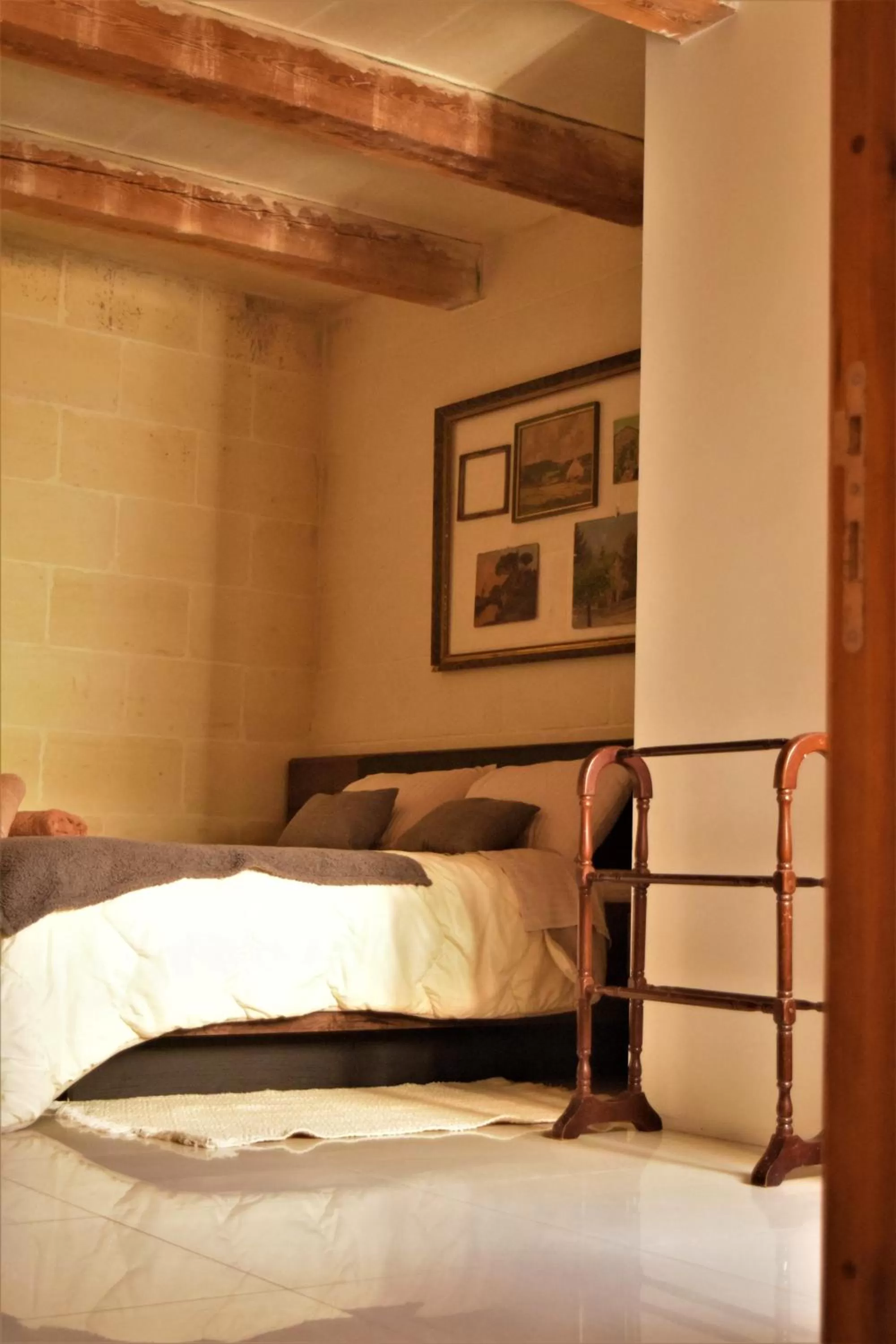 Photo of the whole room, Bed in St George of Lydda B&B