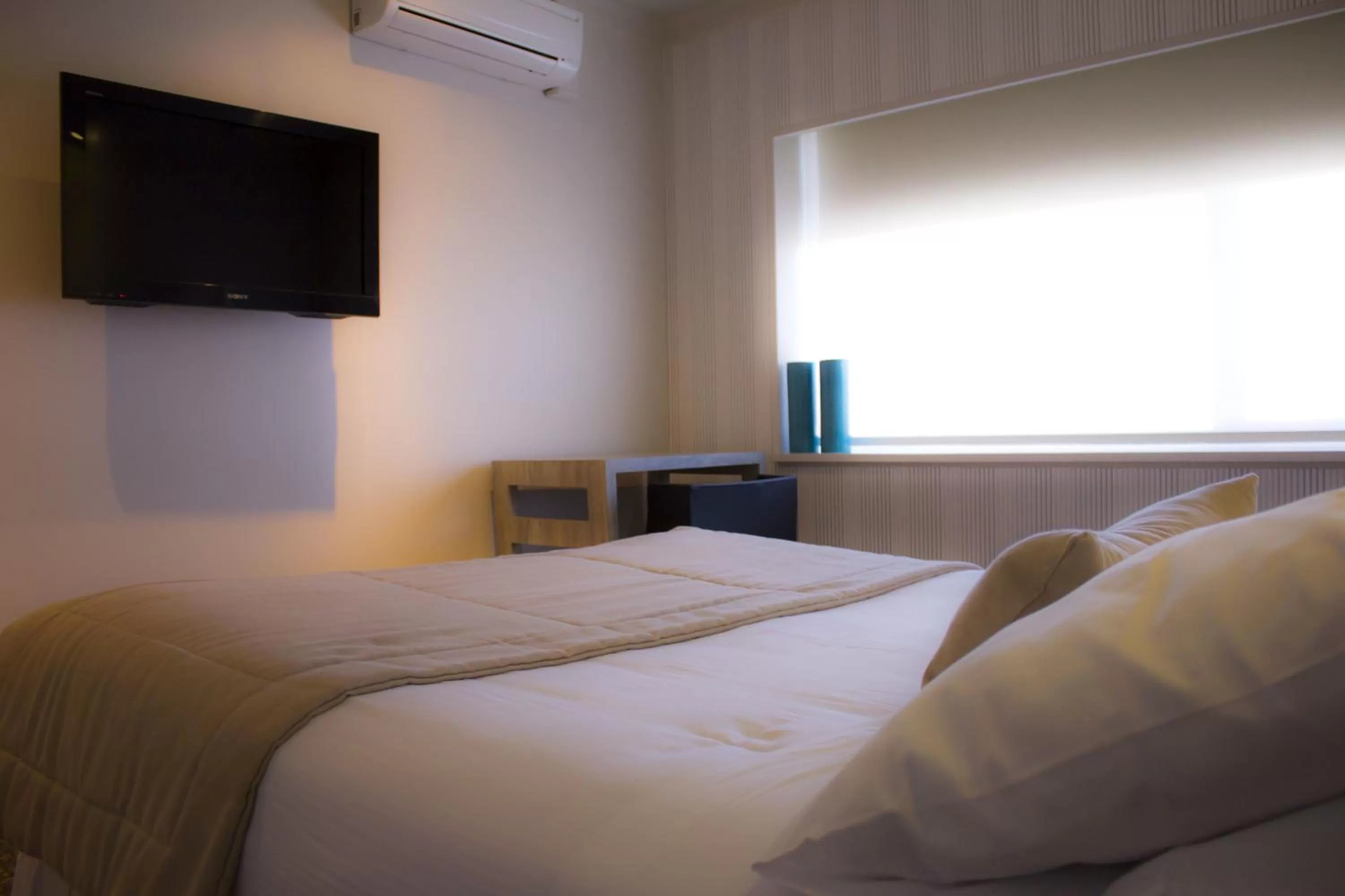 Photo of the whole room, Bed in Hotel Las Terrazas Business