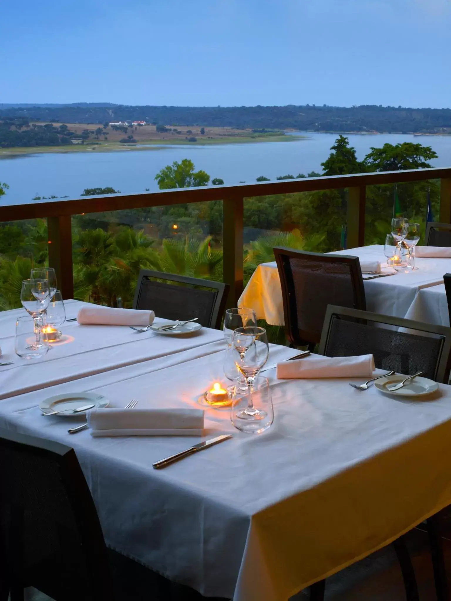 Restaurant/places to eat in AP Lago Montargil - Conference & SPA Restaurant/places to eat in AP Lago Montargil - Conference & SPA